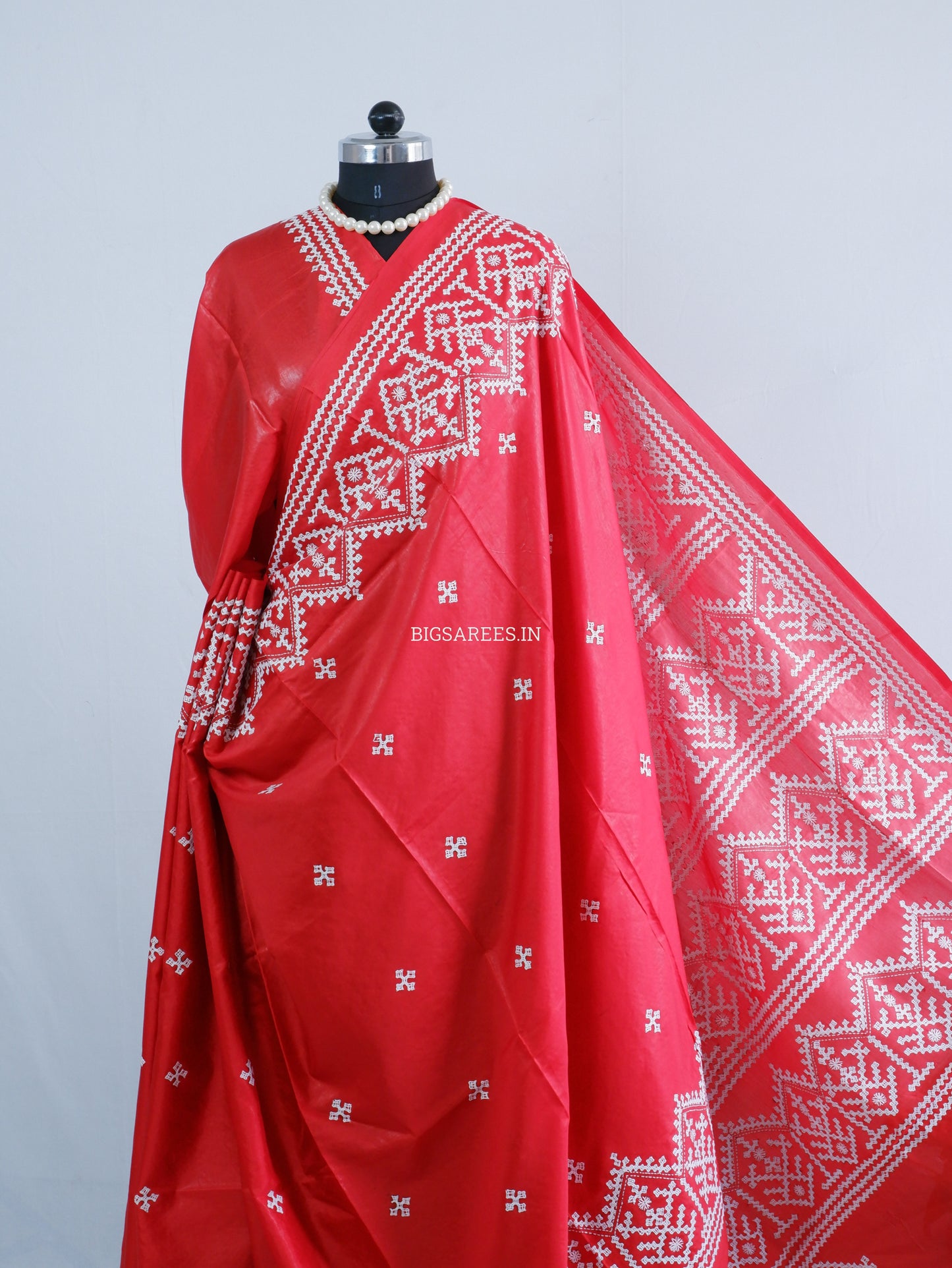 Kutchi/Gujarati Hand Embroidered Saree  | Blended Bangalore Silk / Art Silk | Red
