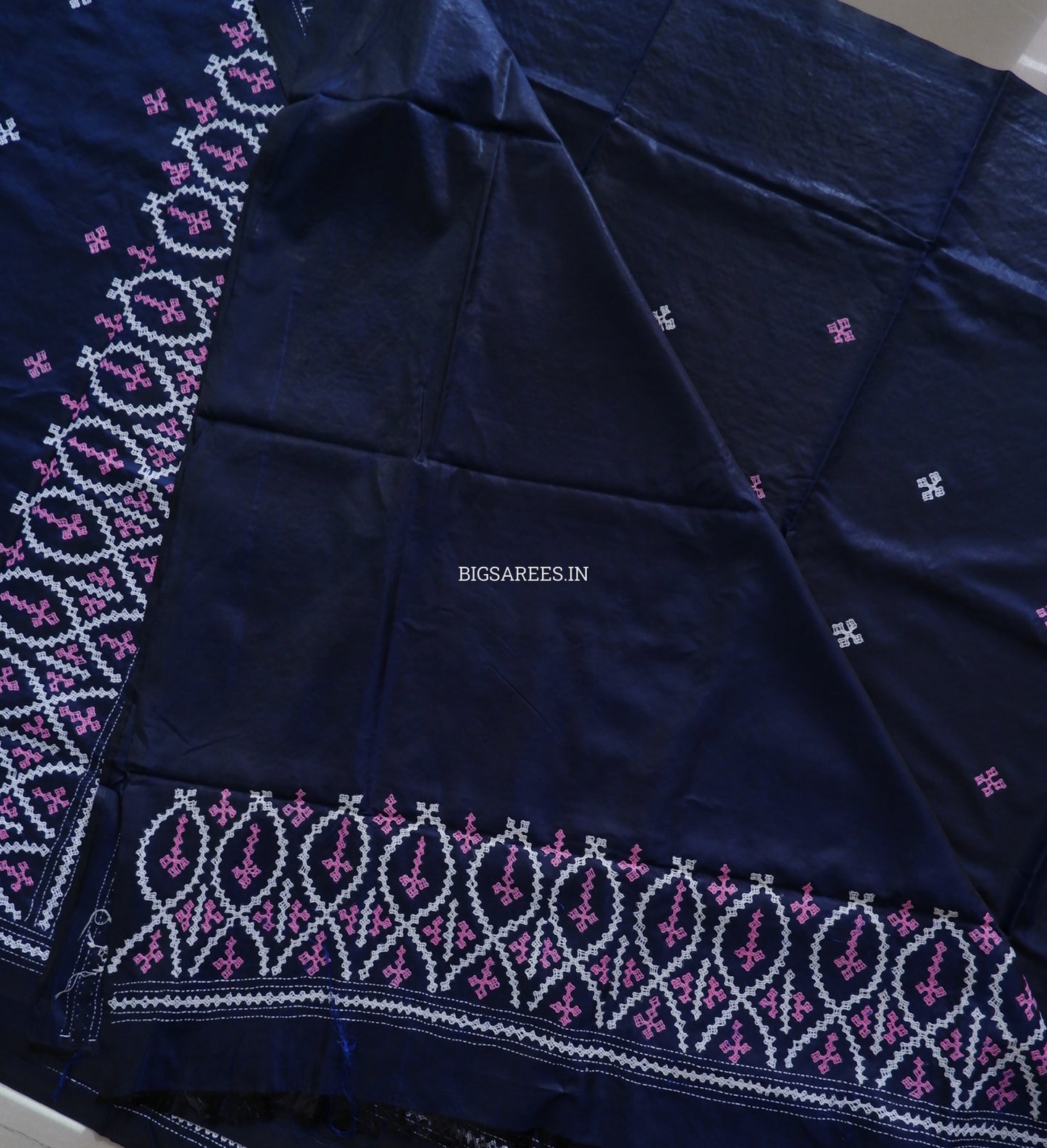 Kutchi/Gujarati Hand Embroidered Saree  | Blended Bangalore Silk / Art Silk | Navy Blue