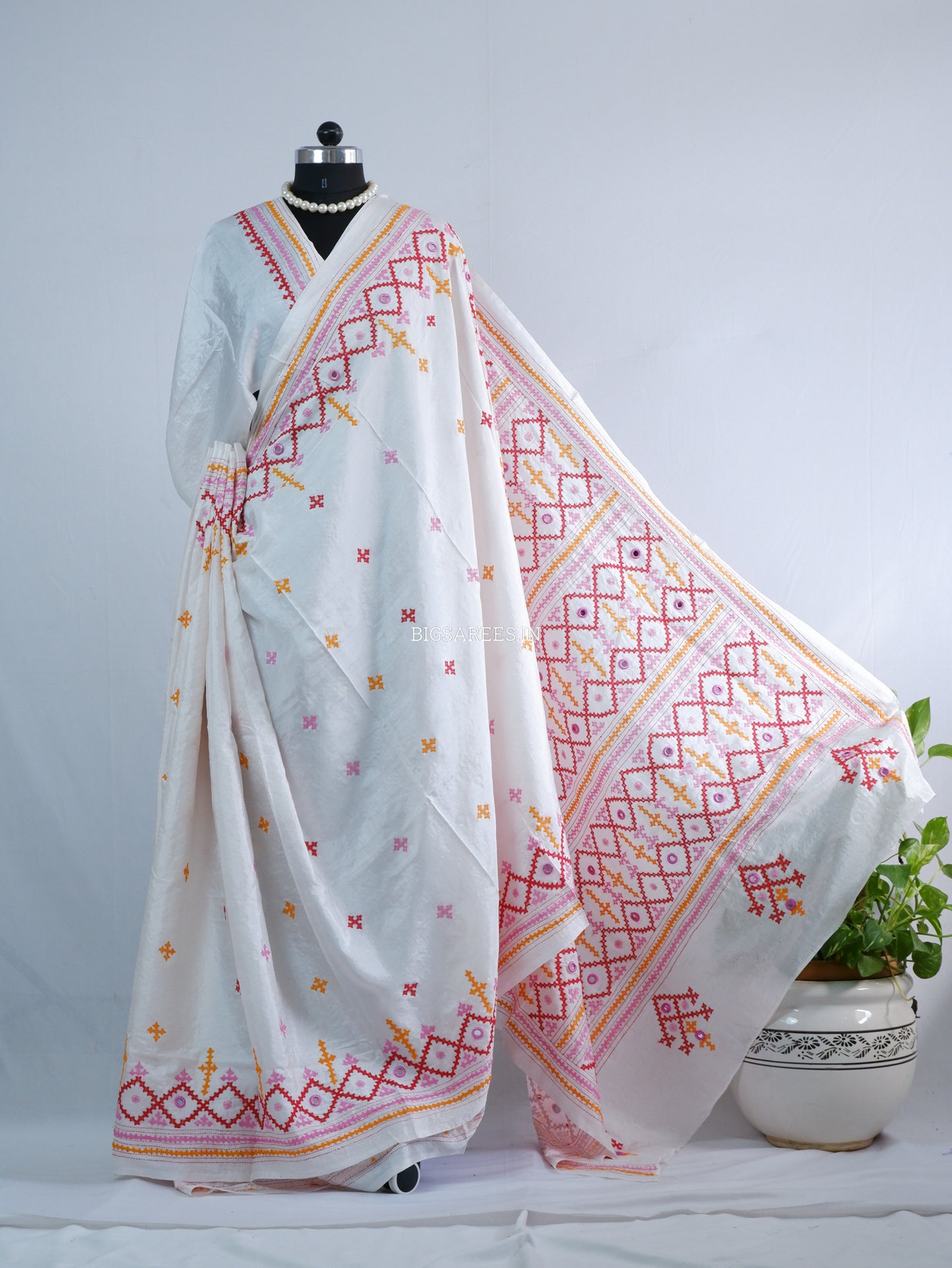 Kutchi/Gujarati Stitch Hand Embroidered Saree | Art Silk | Real Mirror Work | White