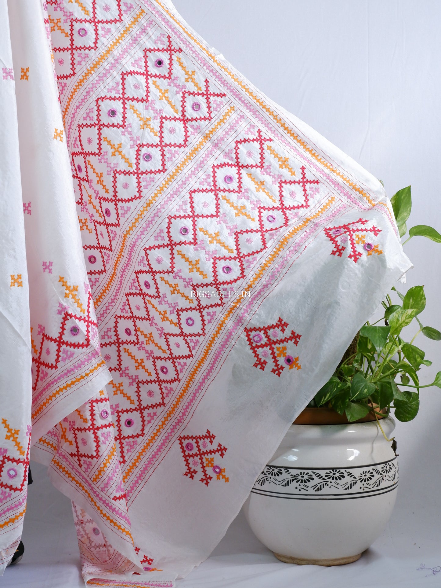 Kutchi/Gujarati Stitch Hand Embroidered Saree | Art Silk | Real Mirror Work | White
