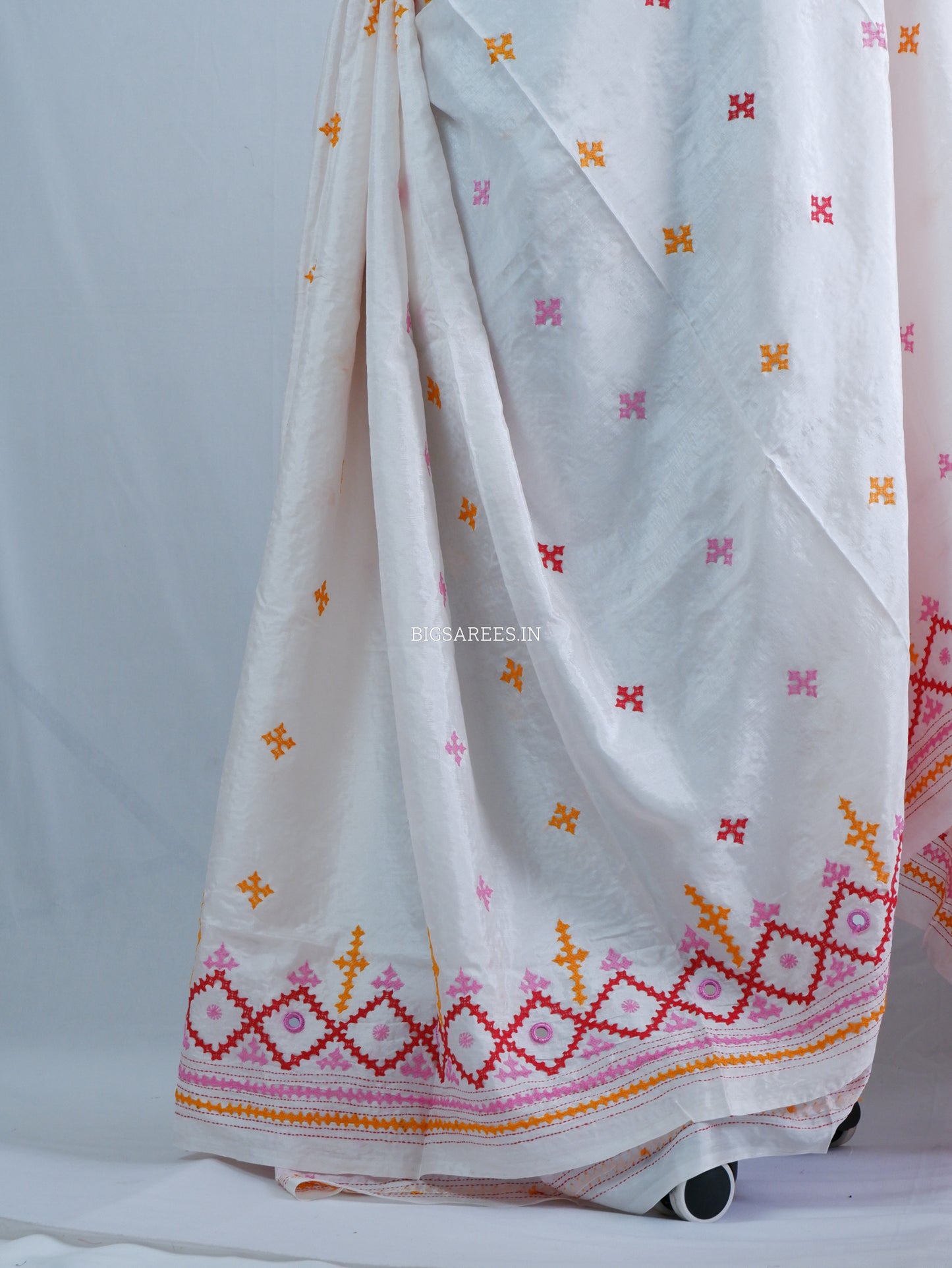 Kutchi/Gujarati Stitch Hand Embroidered Saree | Art Silk | Real Mirror Work | White