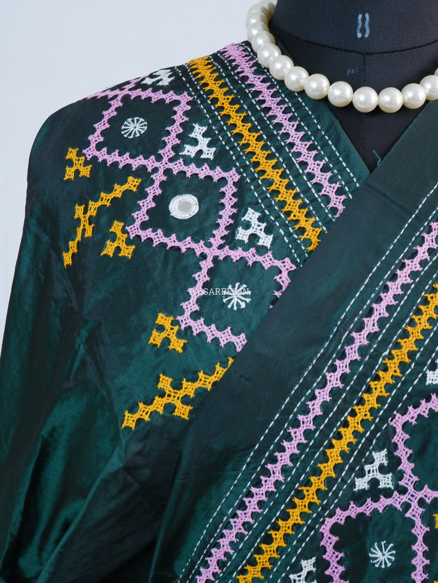 Kutchi Hand Embroidered Saree | Blended Bangalore Silk / Art Silk | Real Mirror Work | Forest Green