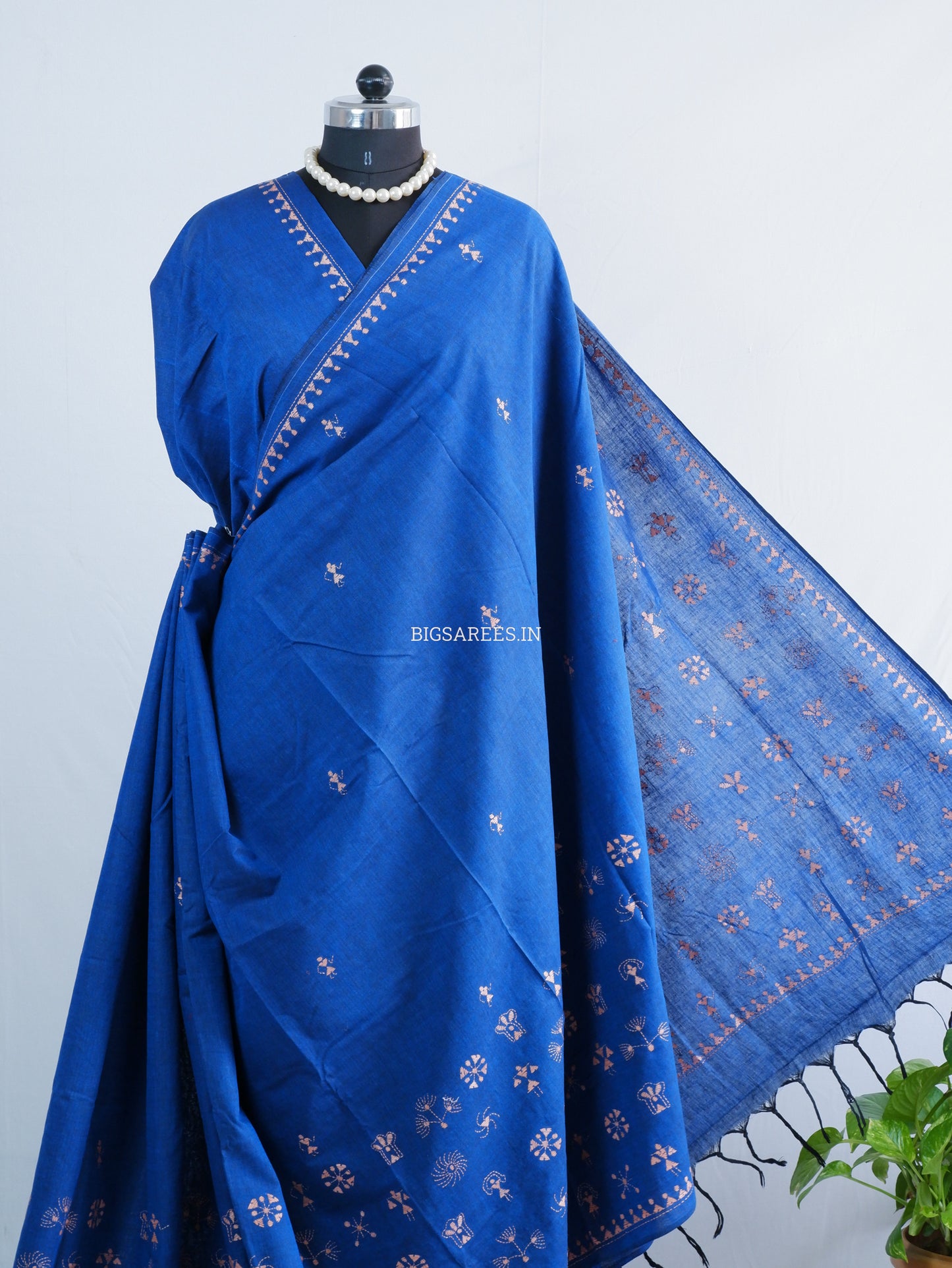 Kantha Stitch Hand-Embroidered Saree | Khadi Cotton | Azure Blue