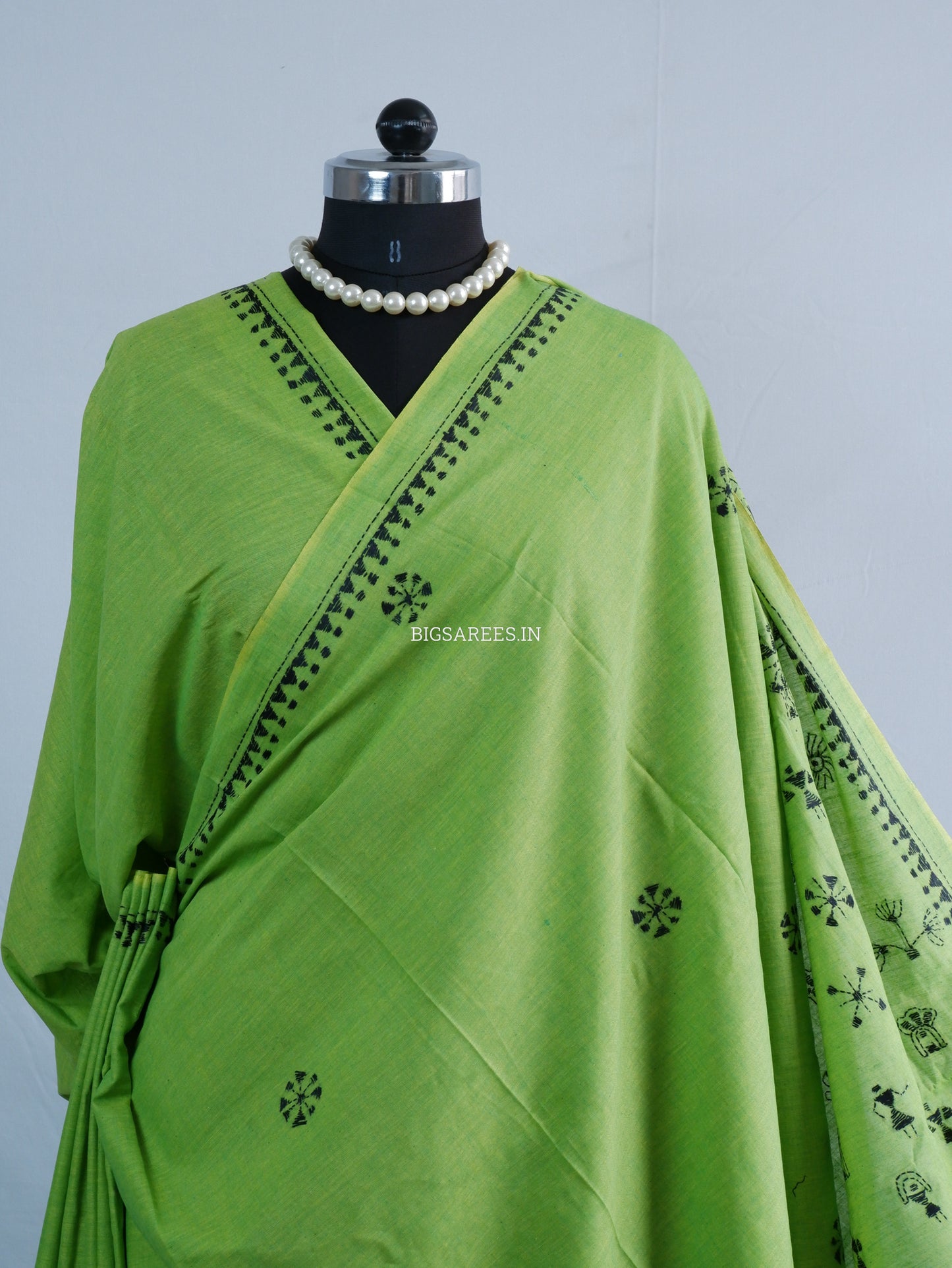 Kantha Stitch Hand-Embroidered Saree | Khadi Cotton | Green