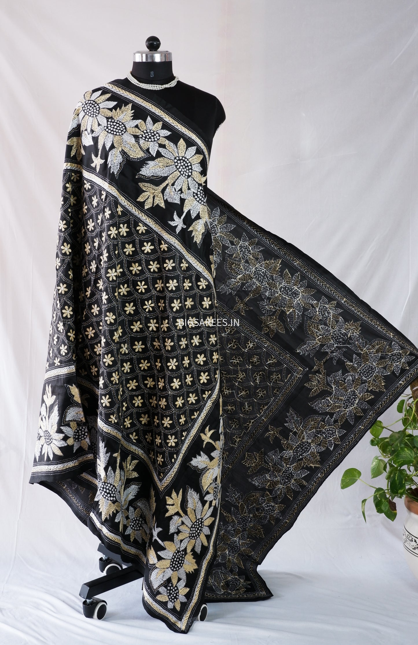 Kantha Stitch Hand Embroidery Full Work Pure Bangalore Silk Dupatta - Black