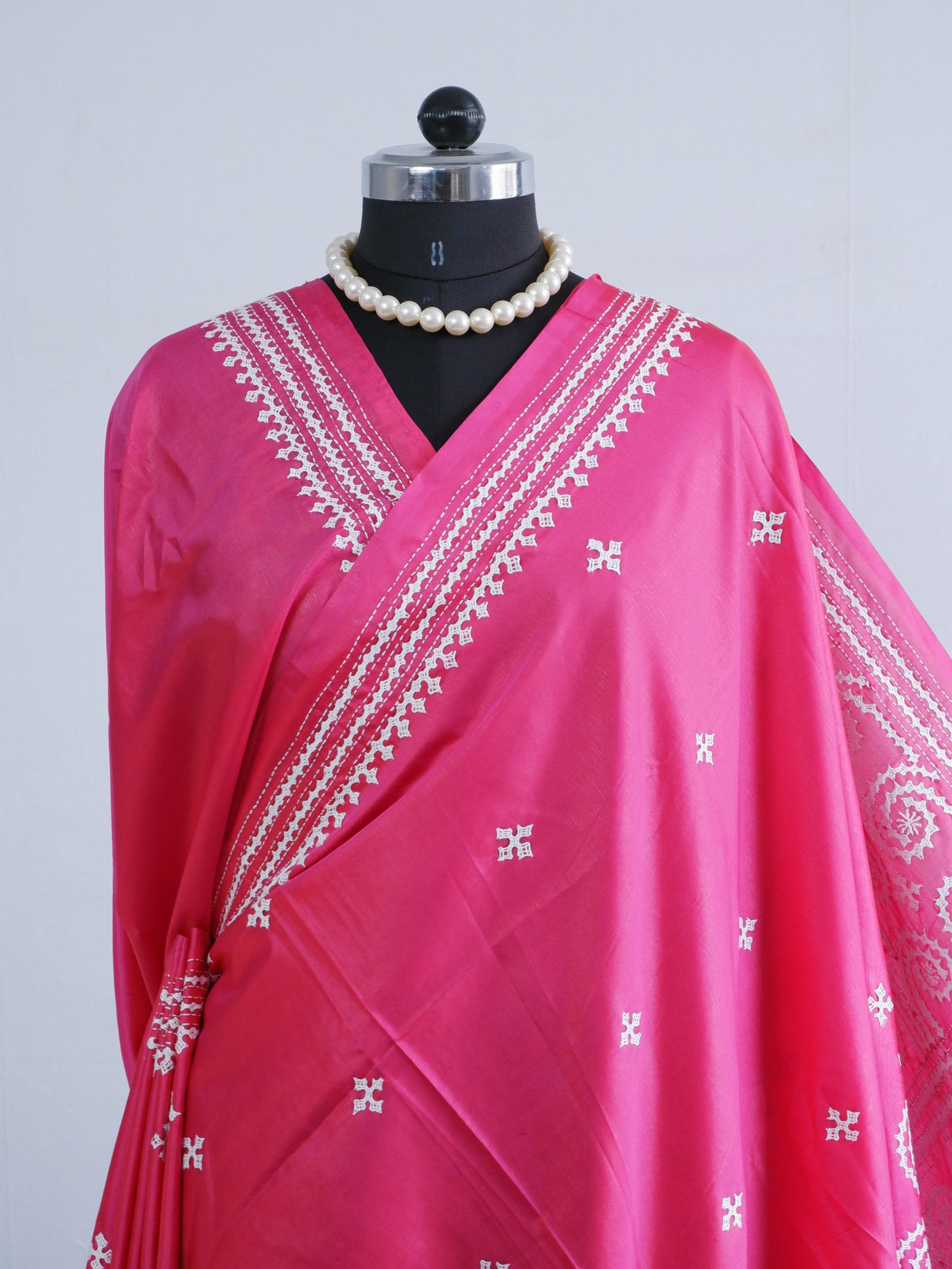 Kutchi/Gujarati Hand Embroidered Saree  | Blended Bangalore Silk / Art Silk | Pink