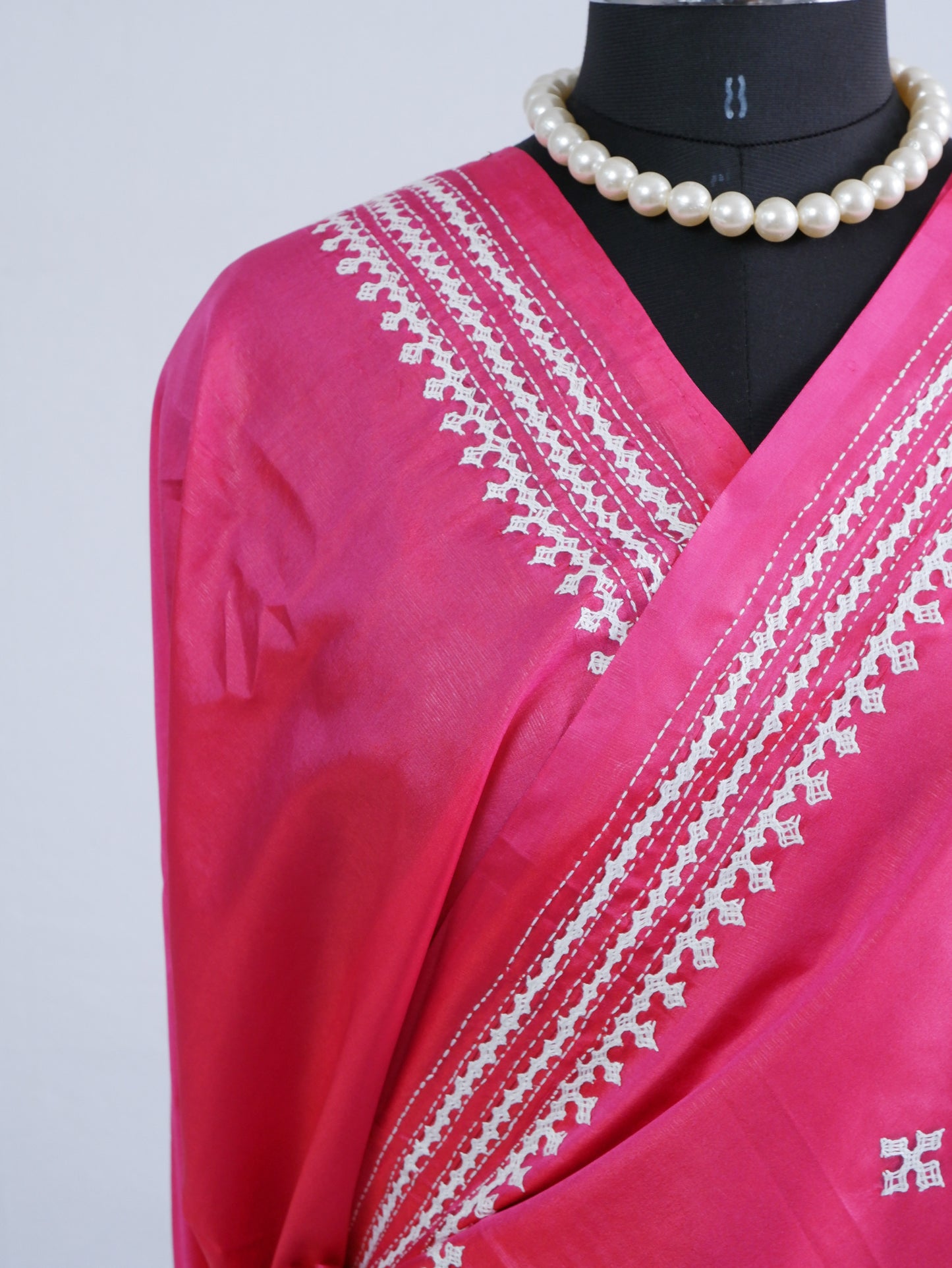 Kutchi/Gujarati Hand Embroidered Saree  | Blended Bangalore Silk / Art Silk | Pink
