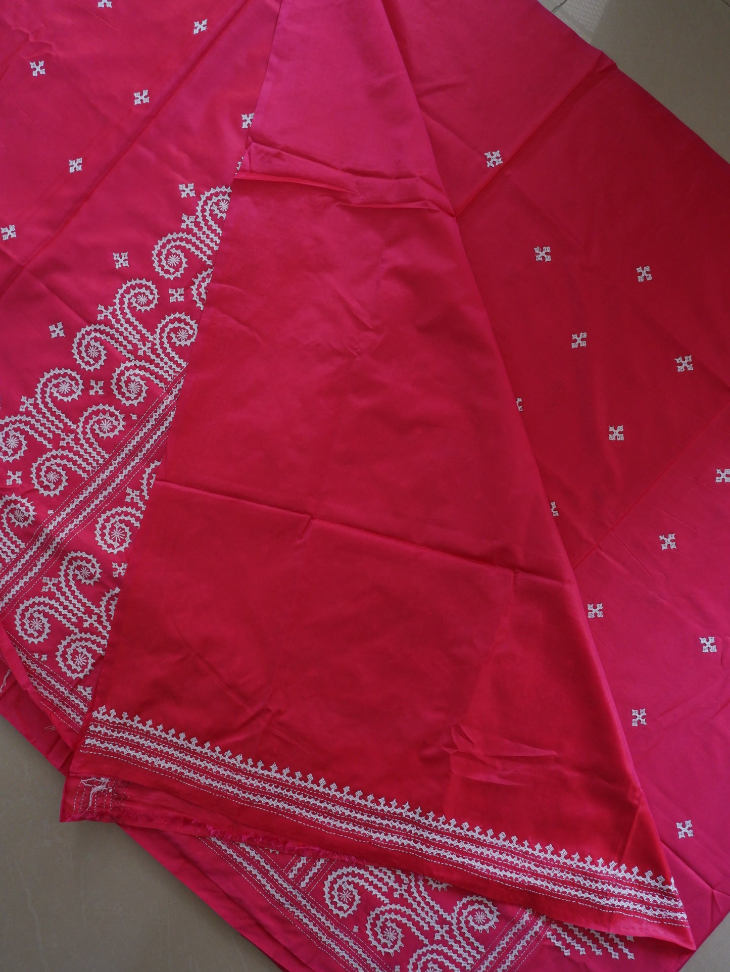 Kutchi/Gujarati Hand Embroidered Saree  | Blended Bangalore Silk / Art Silk | Pink