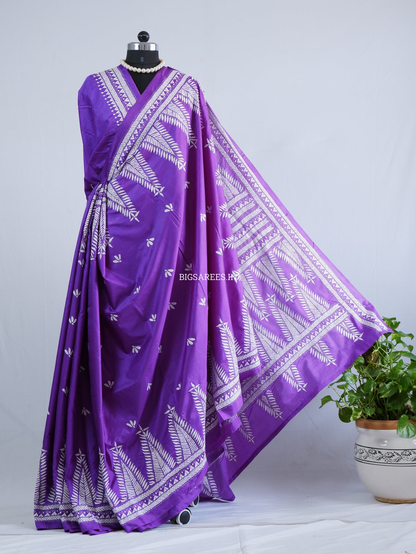 Kantha - Stitch Hand Embroidered Saree | Blended Bangalore Silk / Art Silk | Purple