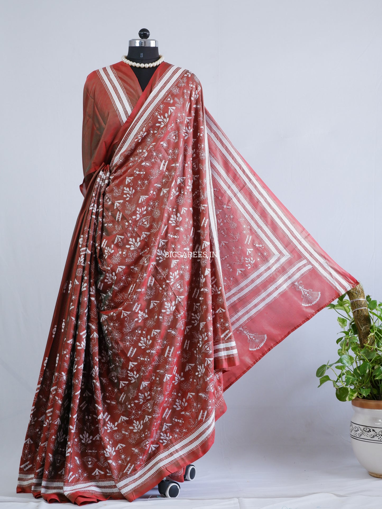 Kantha Stitch Hand Embroidered Saree | Blended Bangalore Silk / Art Silk | Brown
