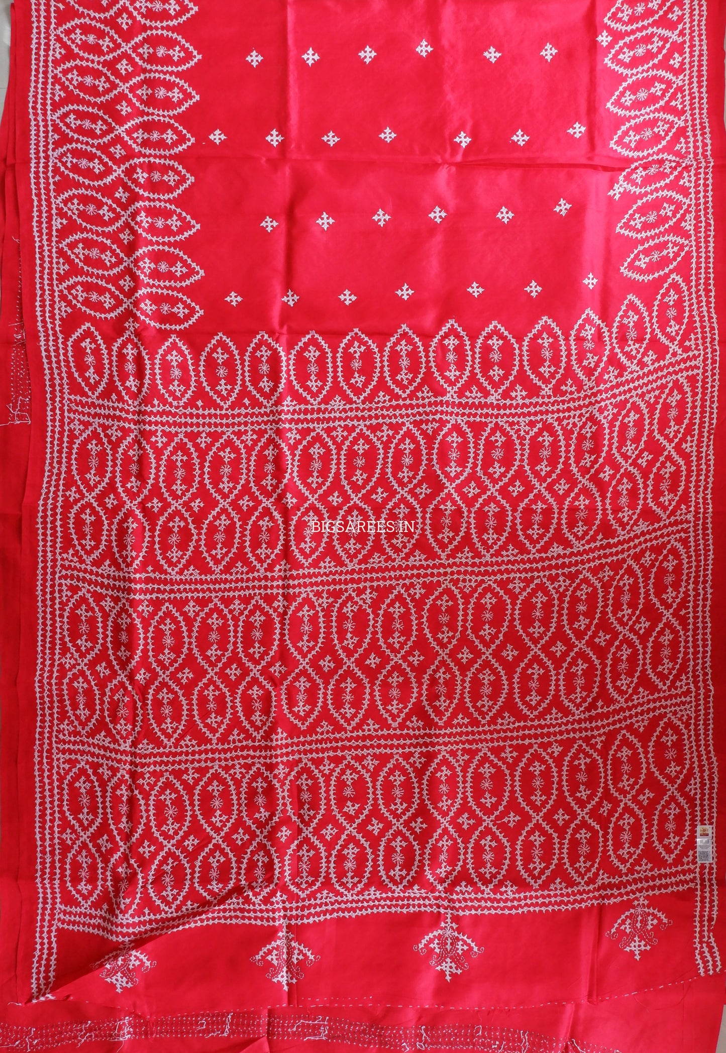 Kutch Hand Embroidered Saree| Pure Bangalore Silk | Red