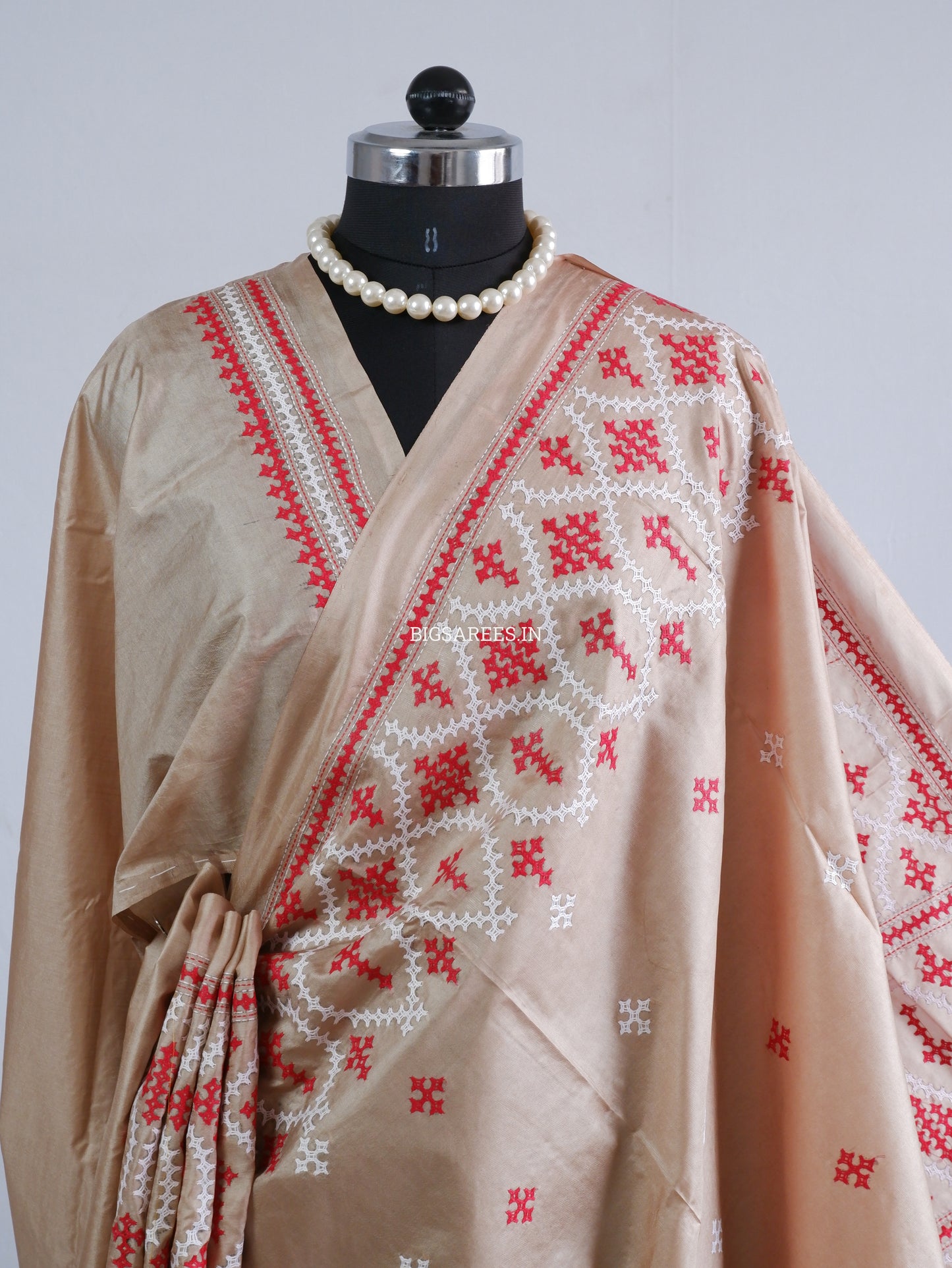 Kutch Hand Embroidered Saree| Pure Bangalore Silk | Earthy Beige