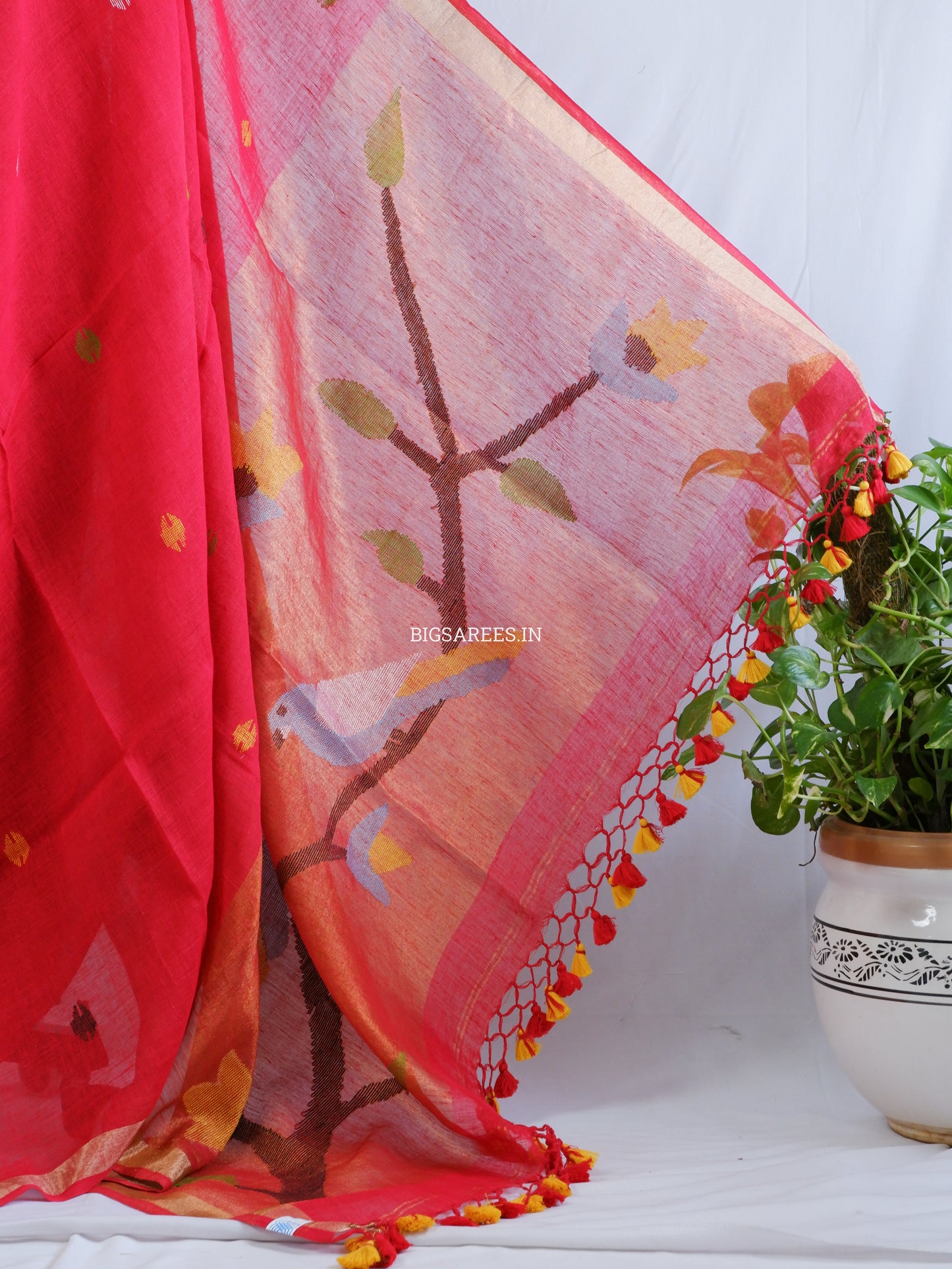 Paithani Style Linen Saree | Jamdani | Red
