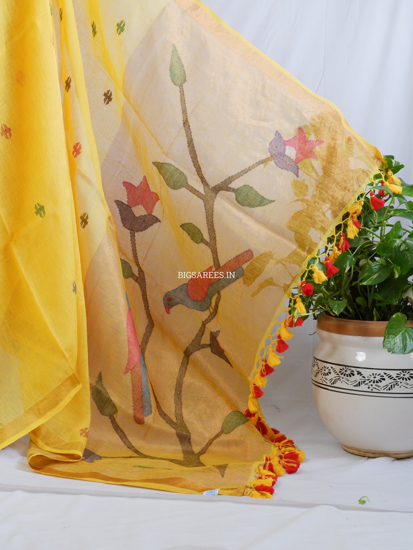 Paithani Style Linen Saree | Jamdani | Yellow