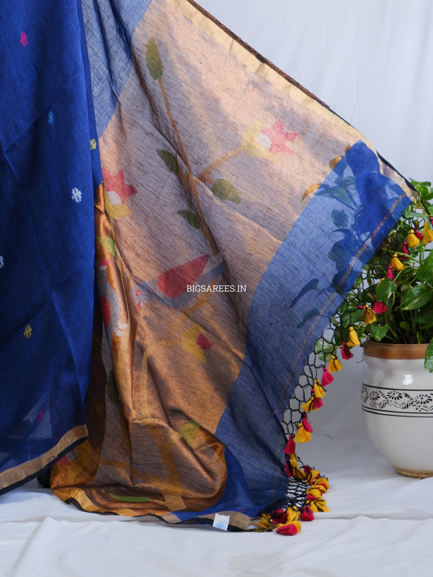 Paithani Style Linen Saree | Jamdani | Navy Blue