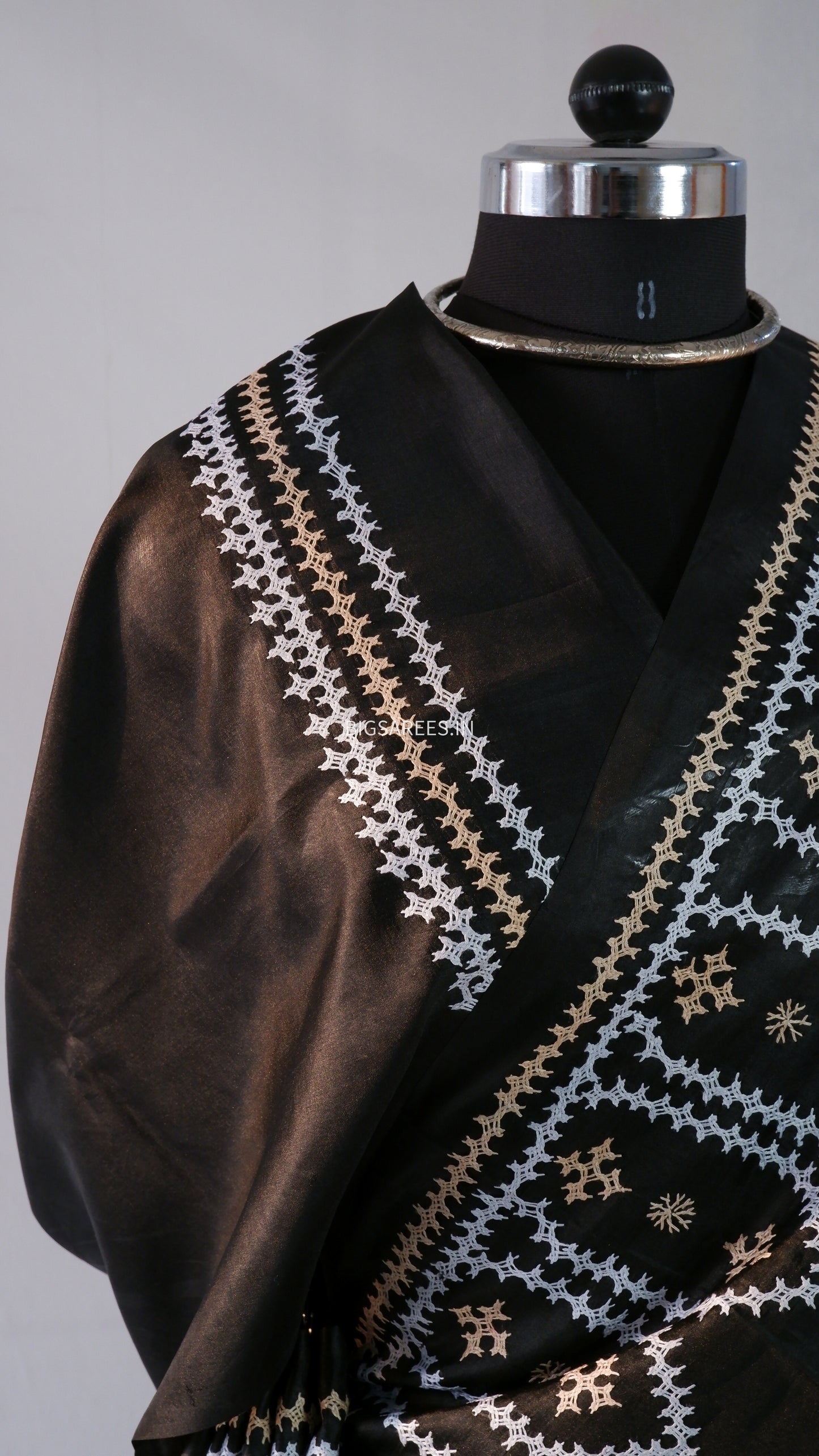 Kutch Hand Embroidered Saree| Pure Bangalore Silk | Black