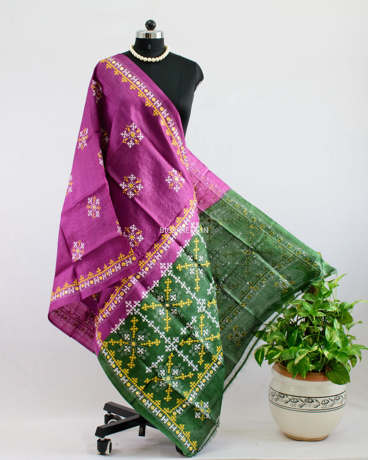 Kutchi Work Dupatta | Tussar Silk | Violet/Green