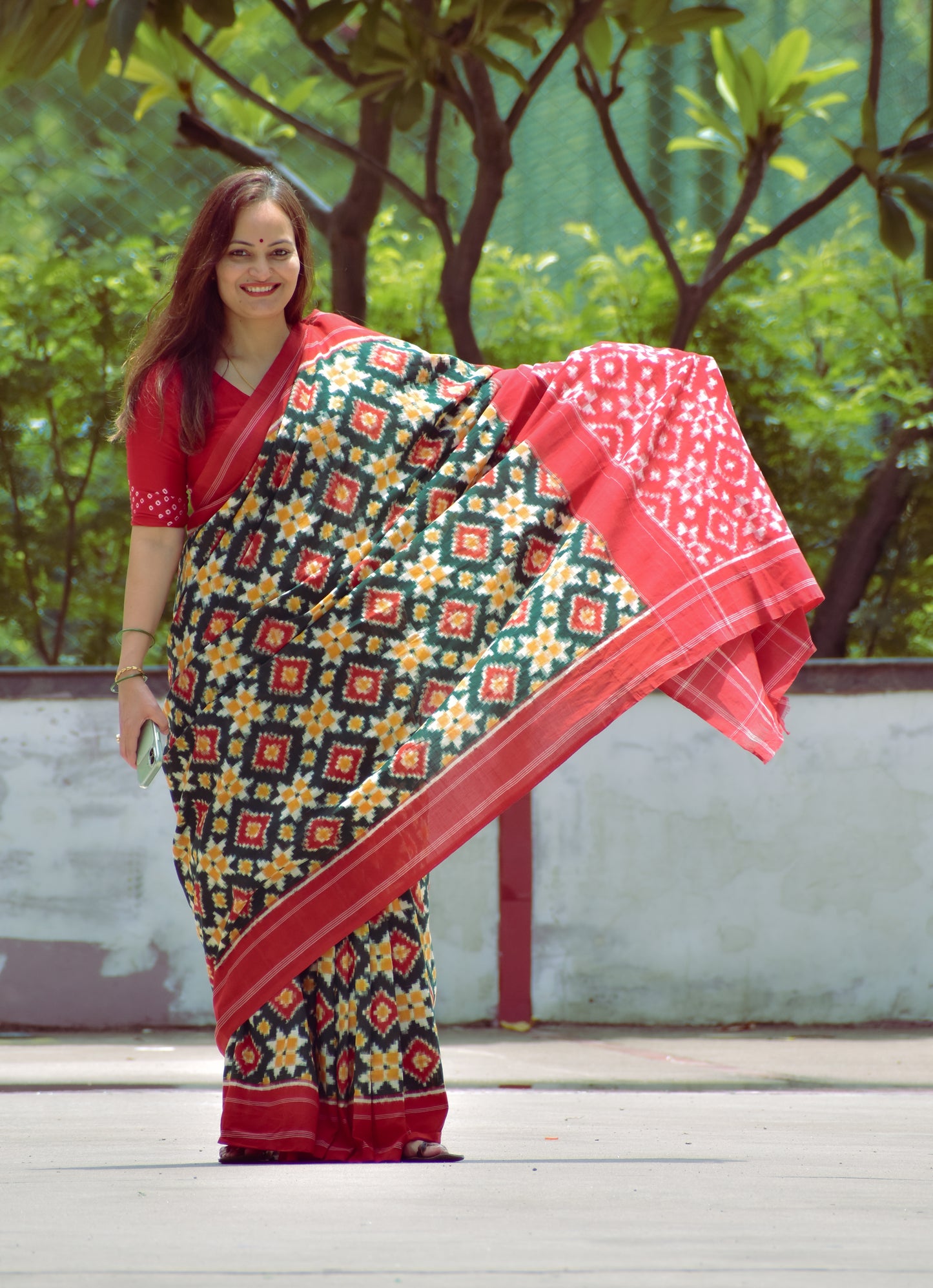 Telia Rumal Pochampally Double Ikat Saree | Handloom Cotton | Green