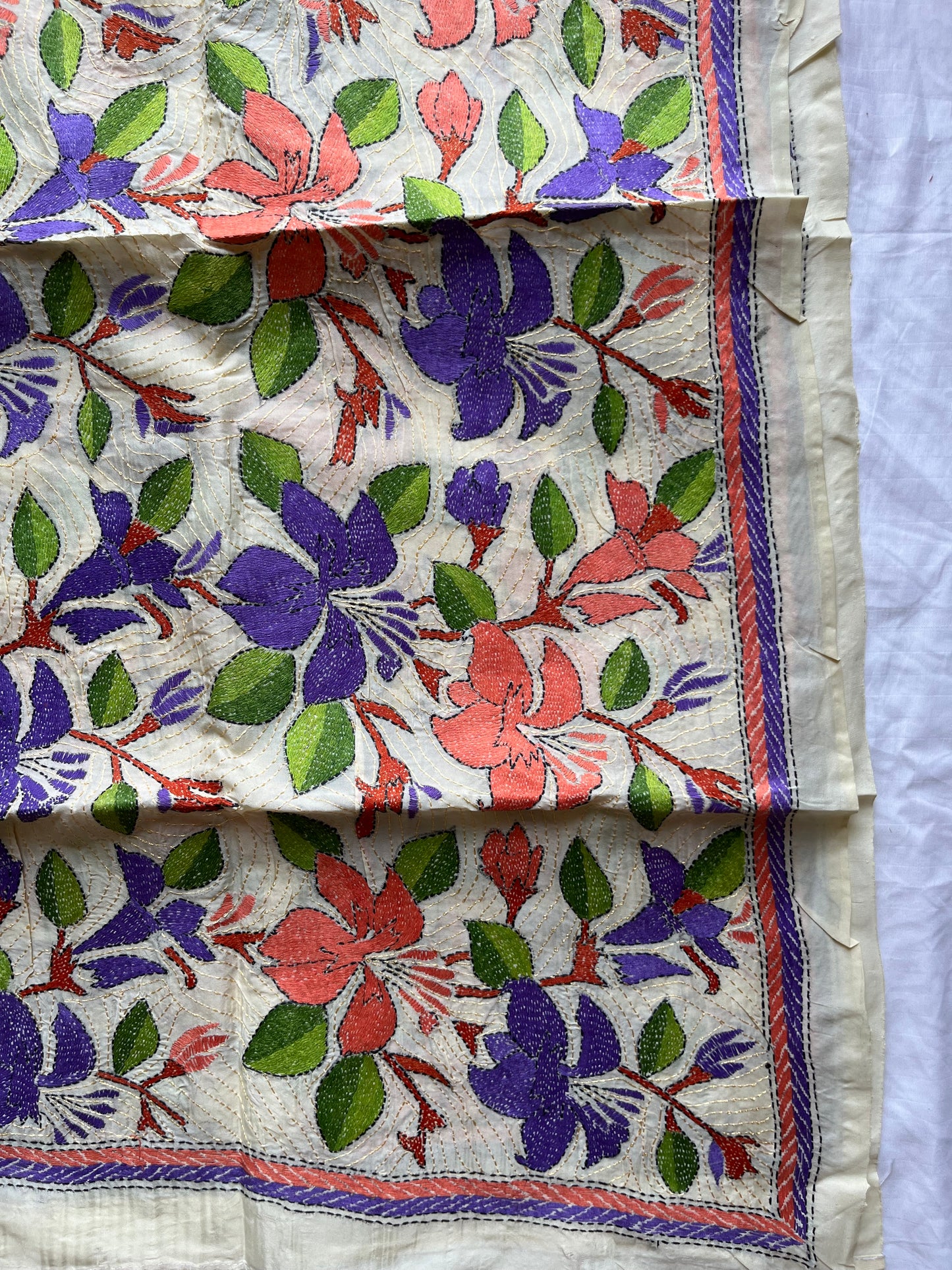 Kantha Hand Embroidary Semi Tusshar Silk Stole 22″