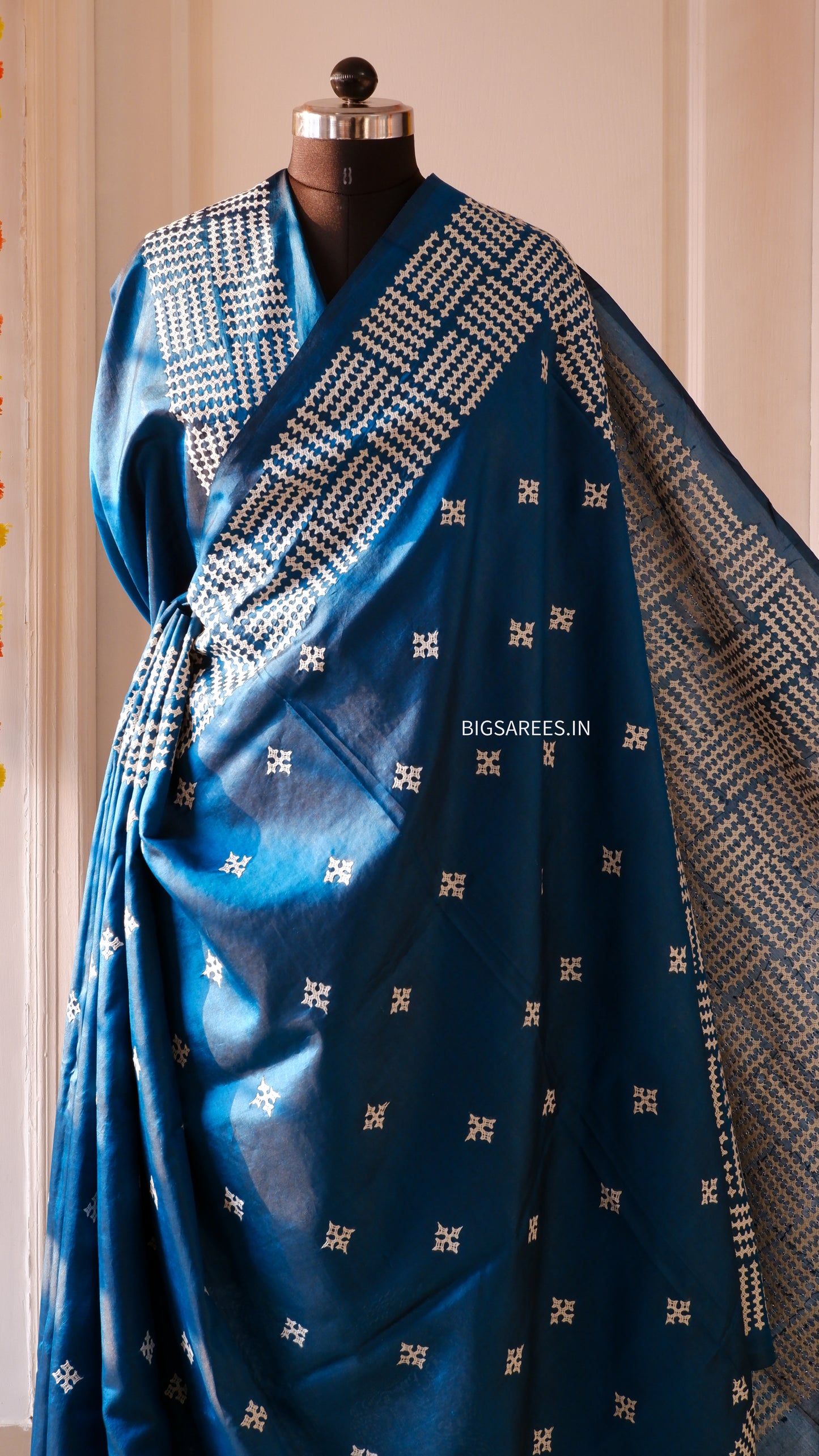 Kutch Hand Embroidered Saree| Pure Bangalore Silk | Silk Marked | Blue