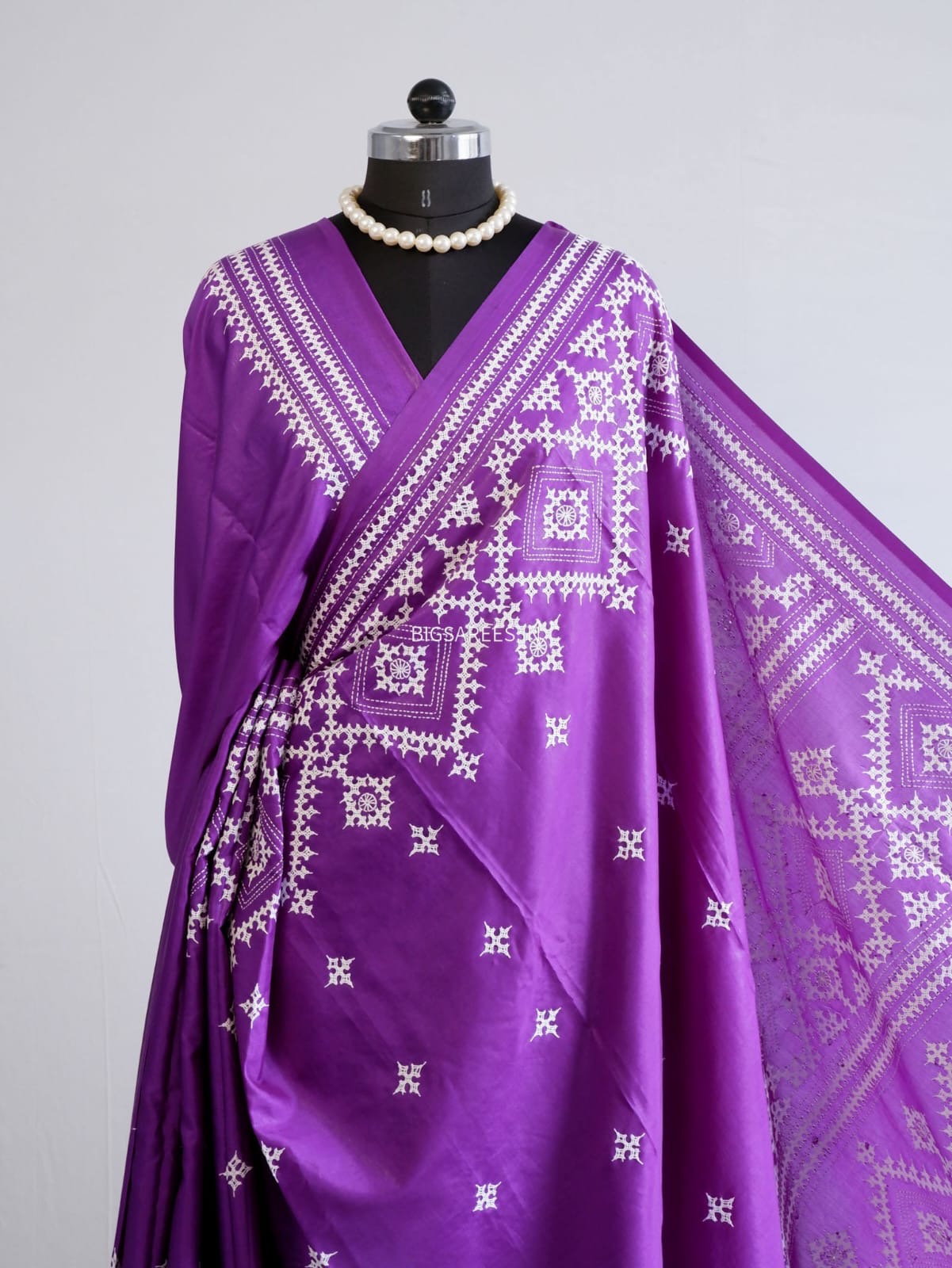 Kutchi/Gujarati Hand Embroidered Saree  | Blended Bangalore Silk / Art Silk | Plum Red