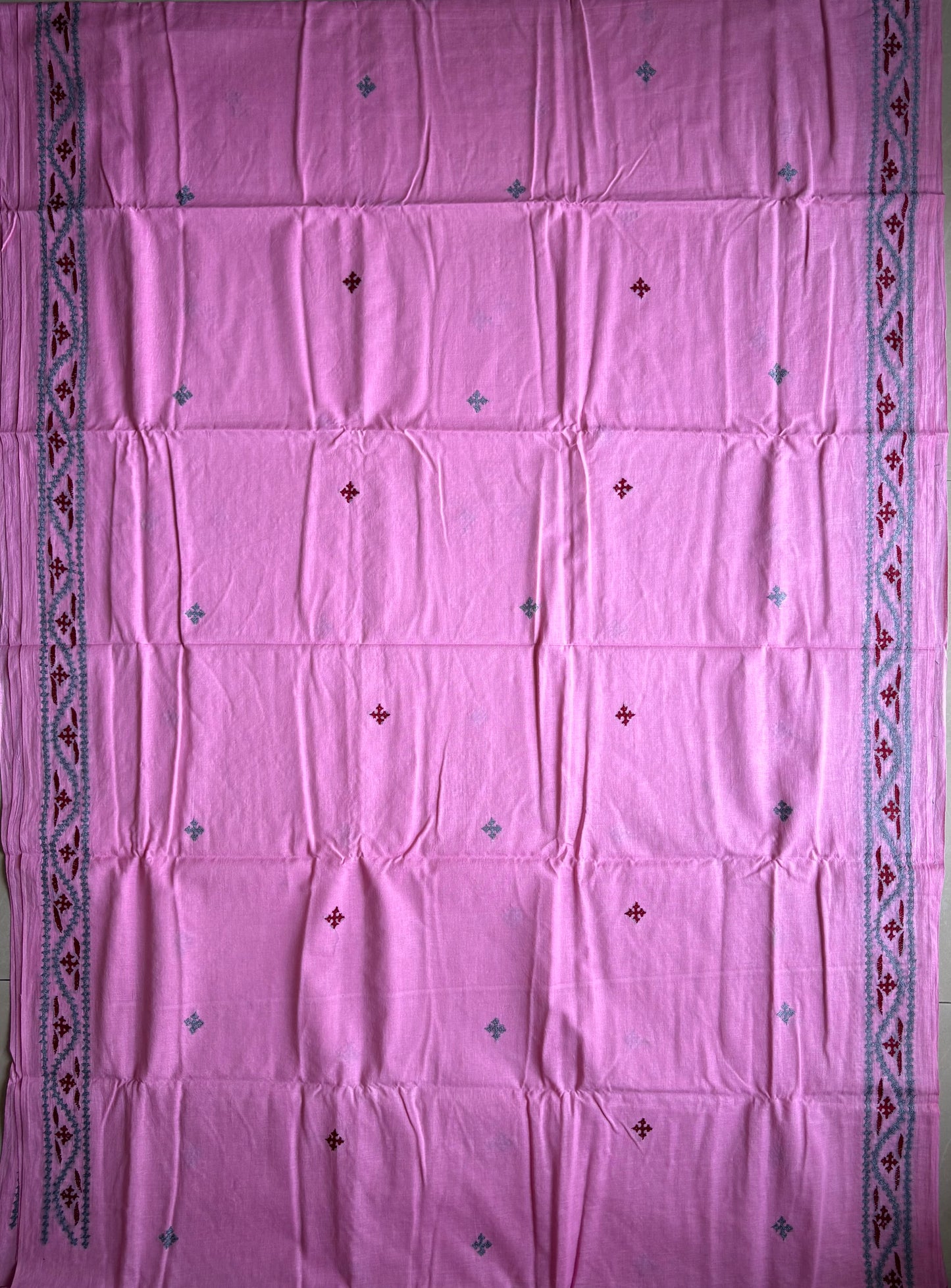 Kutchi work Hand Embroidered Pure Cotton Saree – Pink