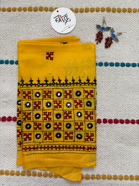 Gujrati work blouse piece in art silk 1 mtr