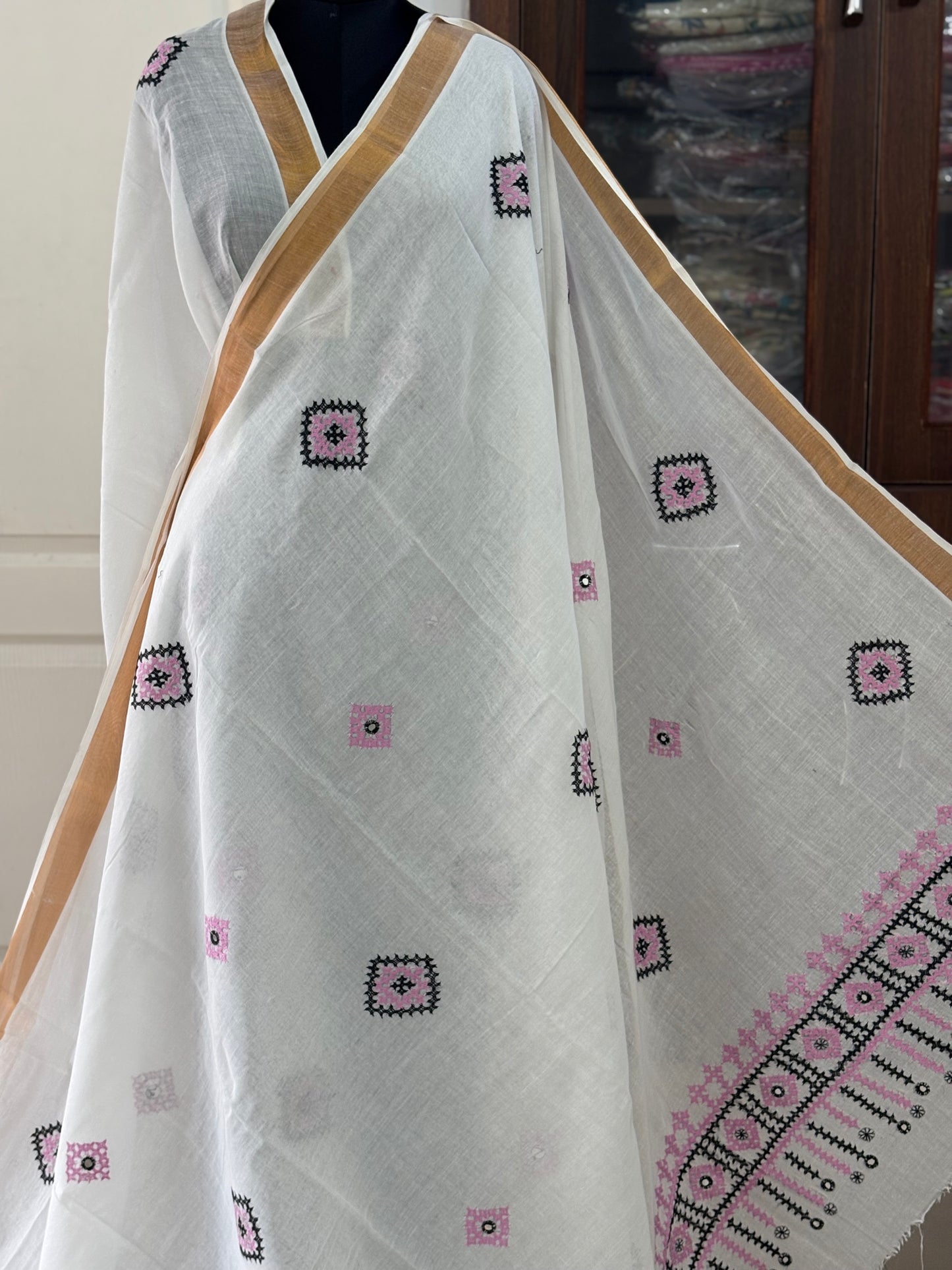 Gujrati Stitch/Kutch Hand Embroidered South Cotton Saree