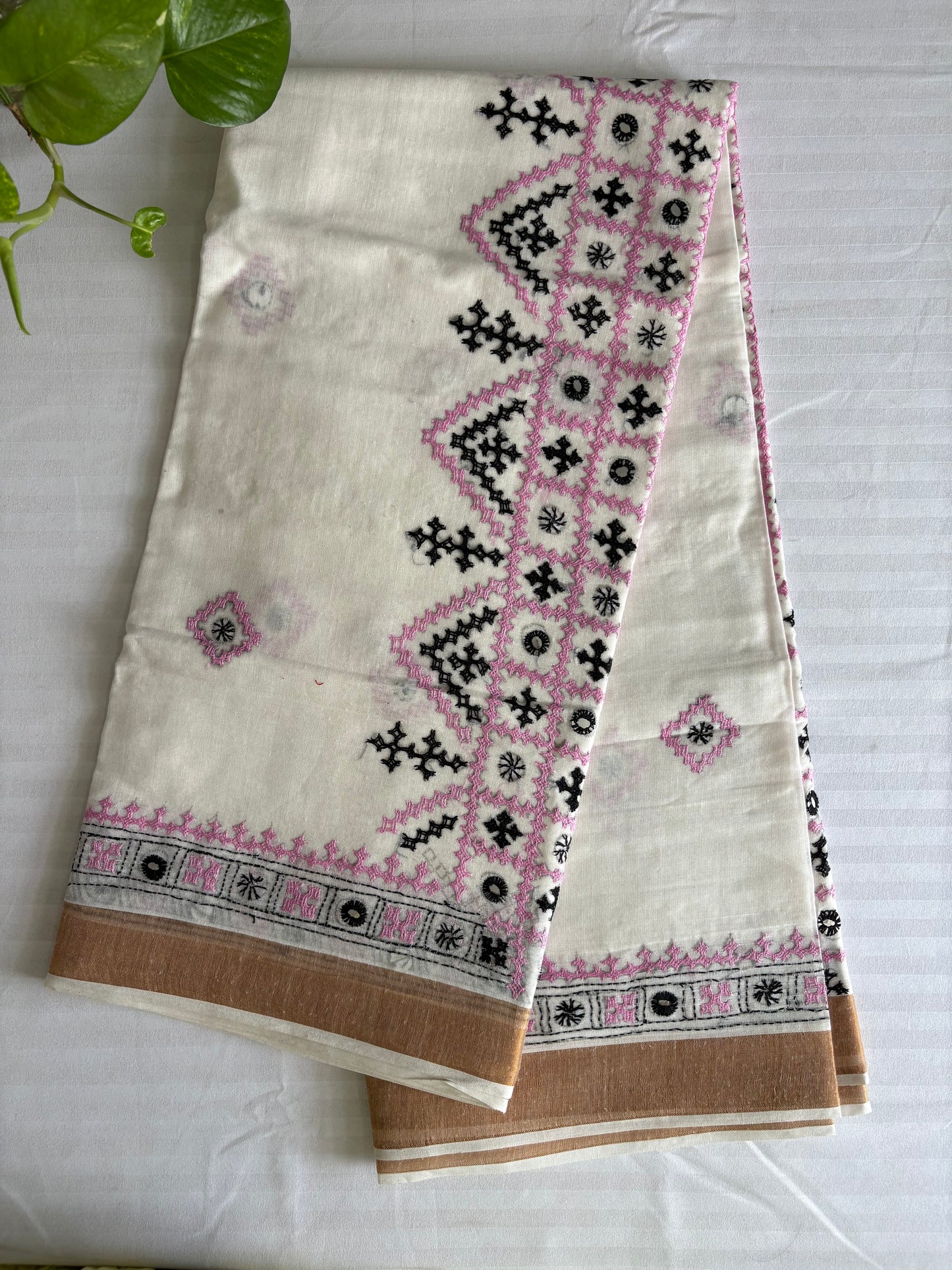 Gujrati Stitch/Kutch Hand Embroidered South Cotton Saree