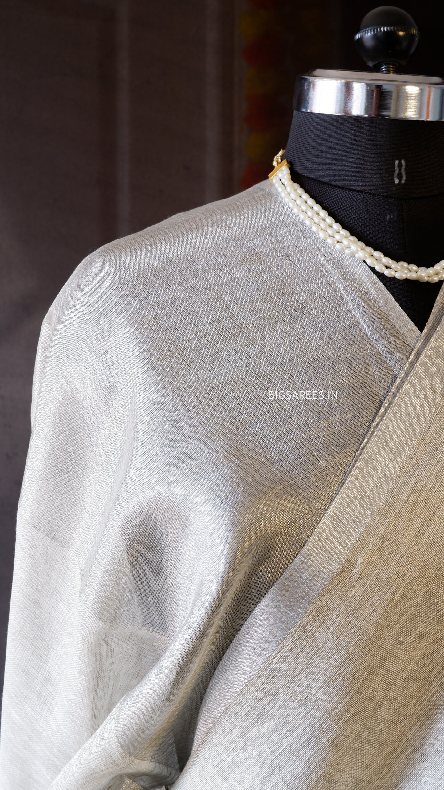 Pure Linen Saree With running Blouse