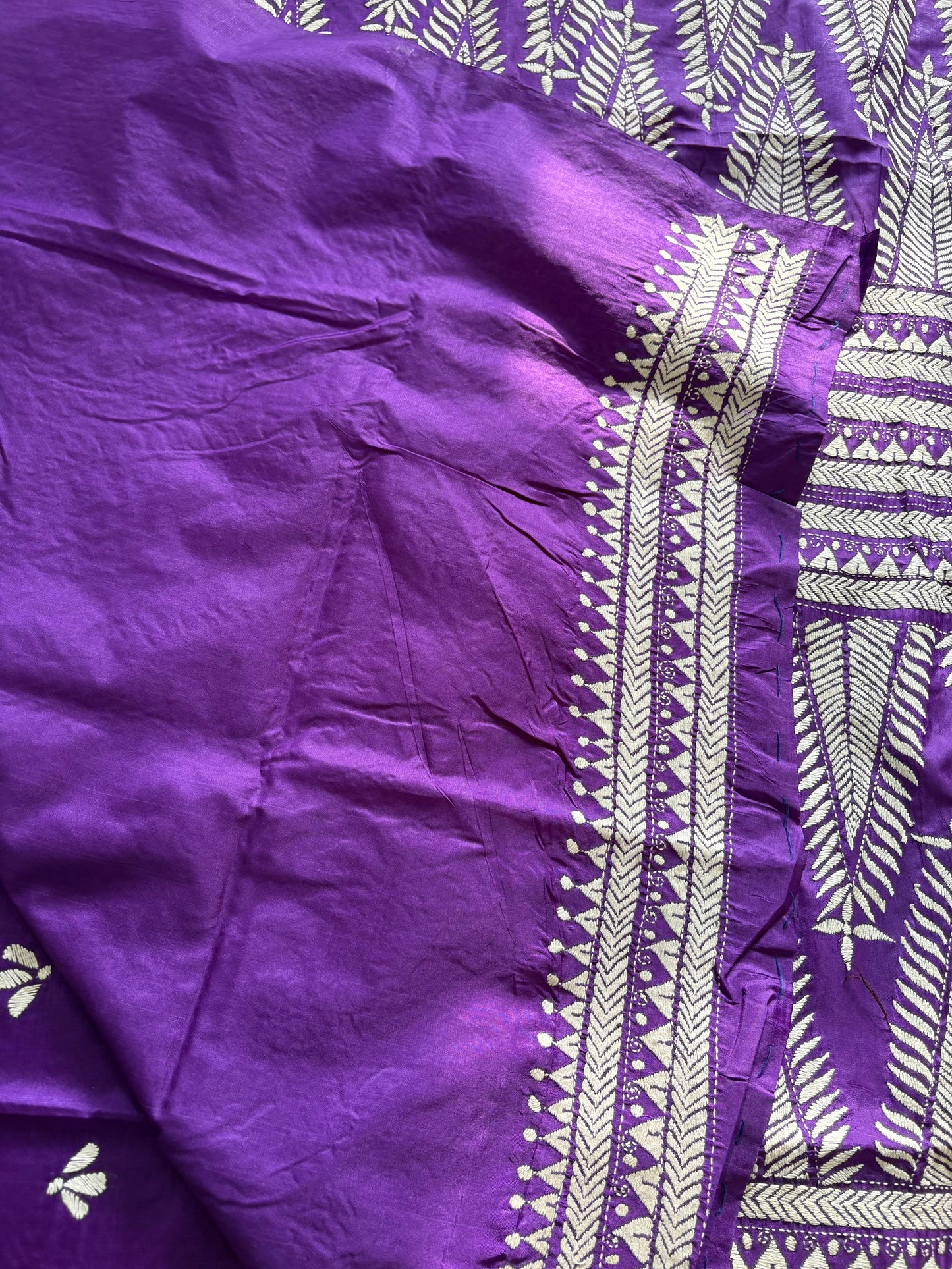 Kantha Hand Embroidered Blended Banglore Silk/Art Silk Saree With Blouse
