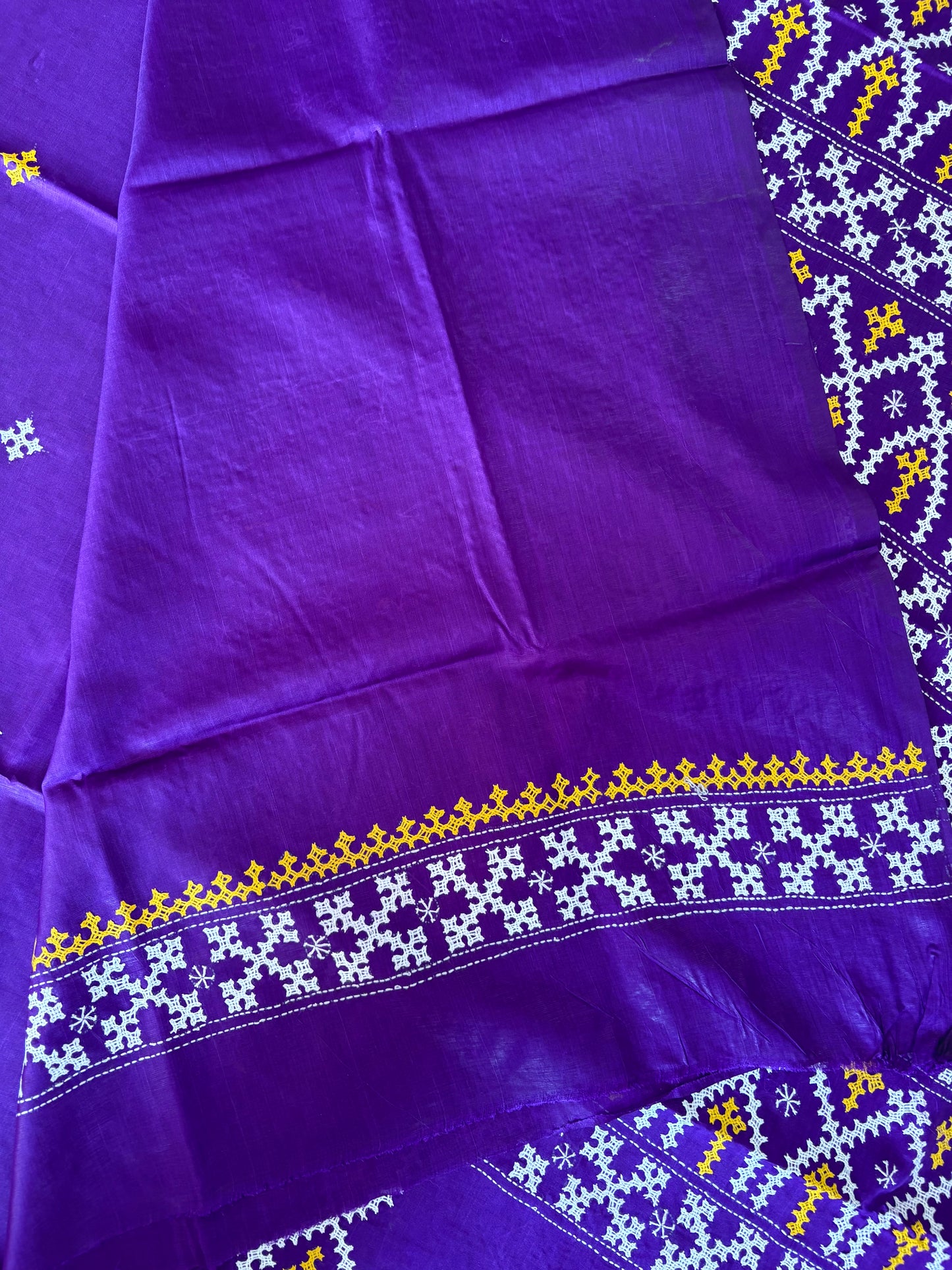 Gujrati Stitch/Kutch Hand Embroidered Art Silk Saree