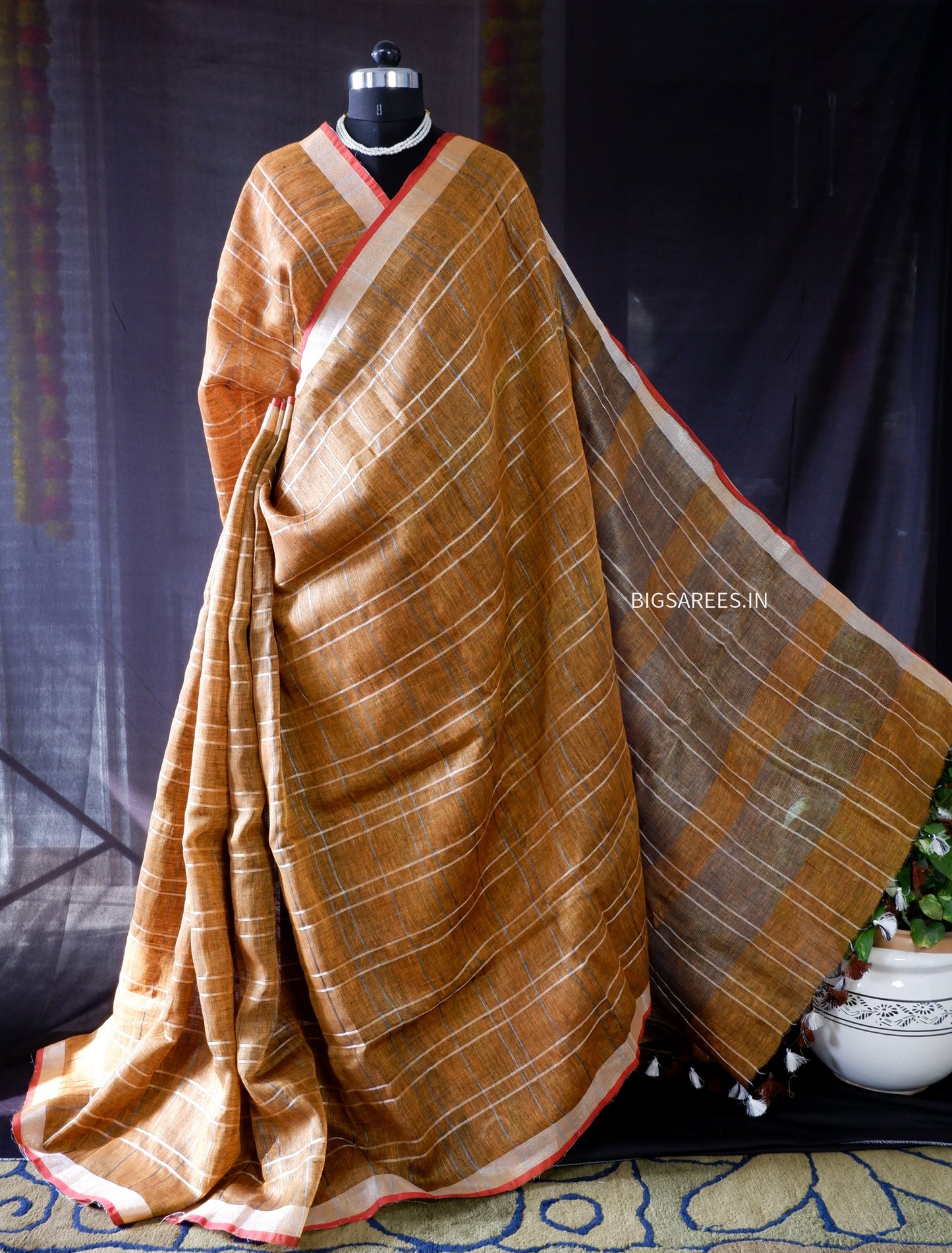 Pure Linen Saree With running Blouse