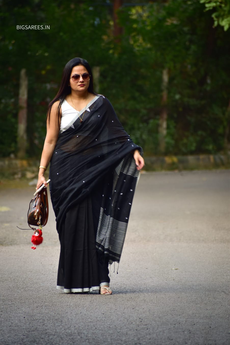 Hand woven Pure Cotton Saree (Handloom Marked) - Black