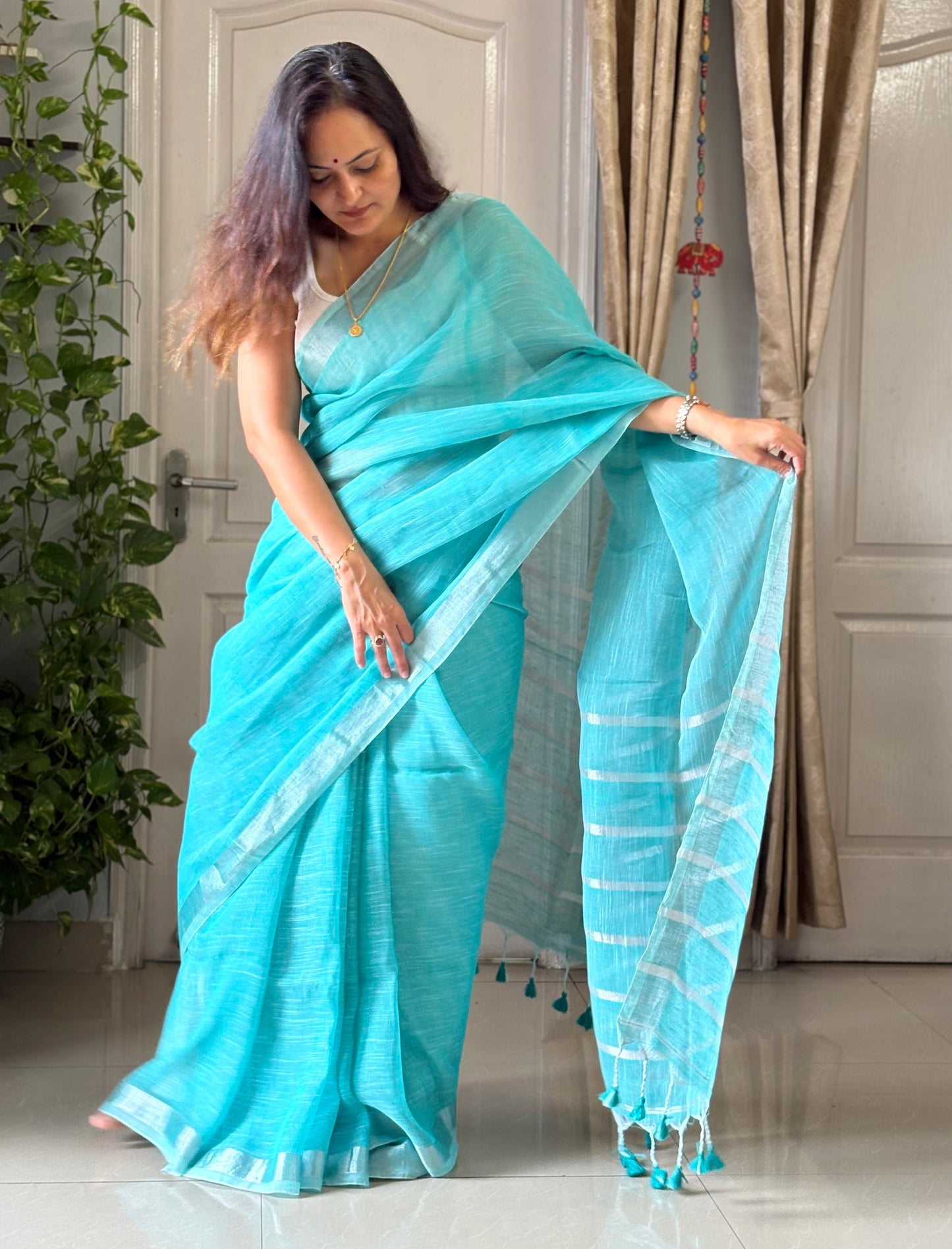 Linen By Linen Saree With Blouse