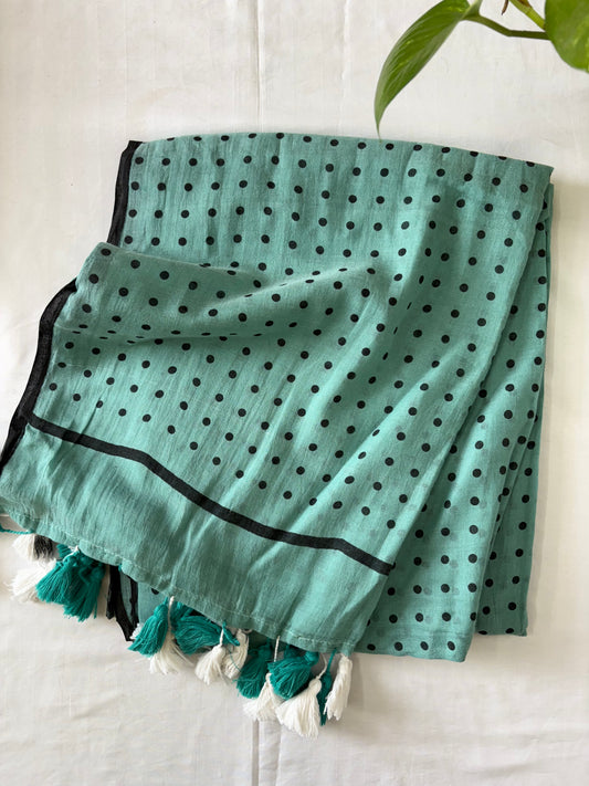 Mul Cotton polka dots Saree