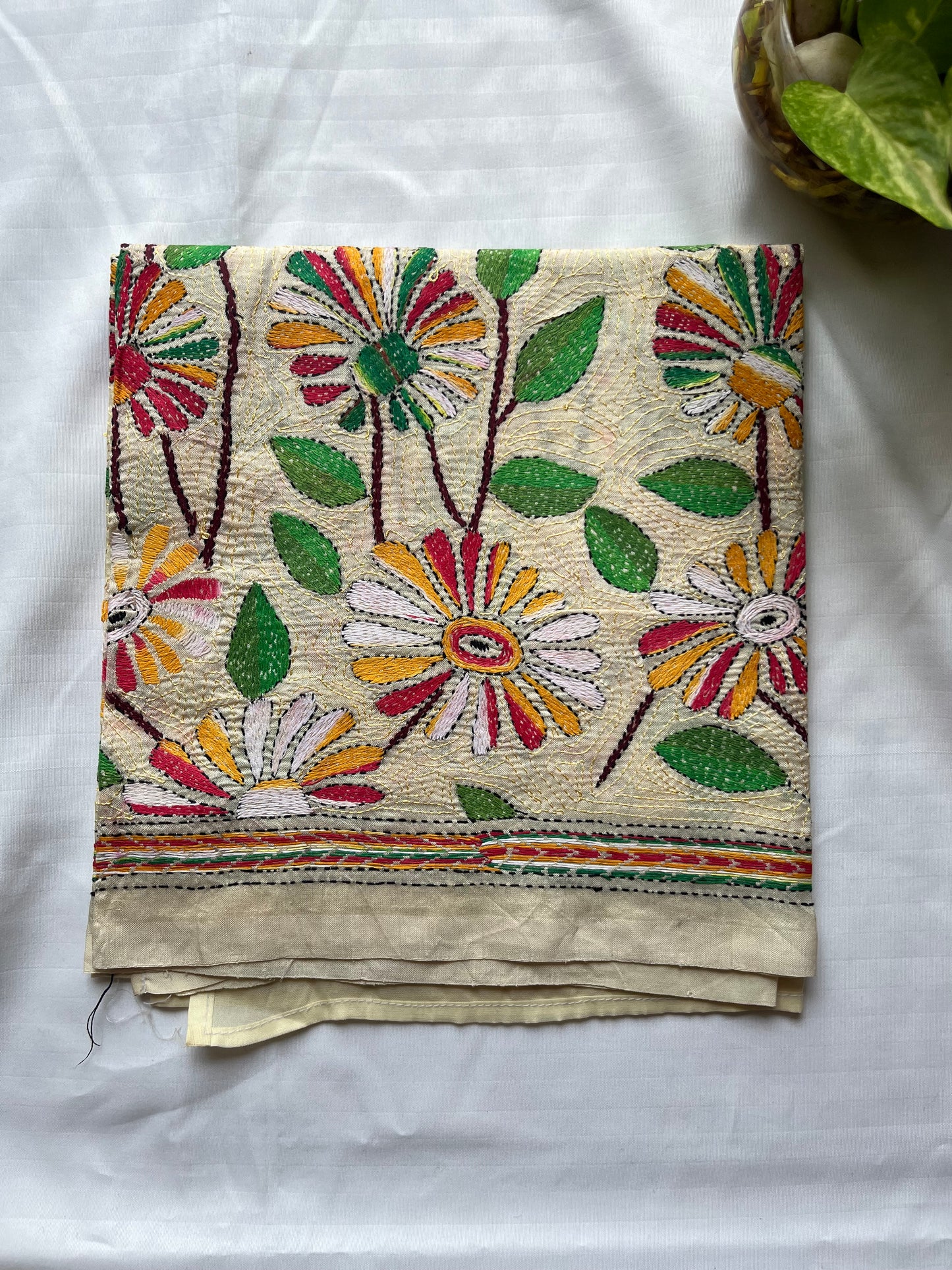 Kantha Hand Embroidary Semi Tusshar Silk Stole 22″