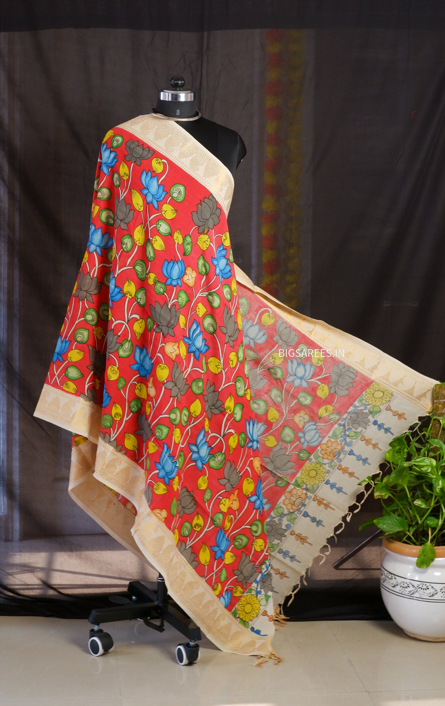 Pen Kalamkari hand painted Banglore Silk Dupatta