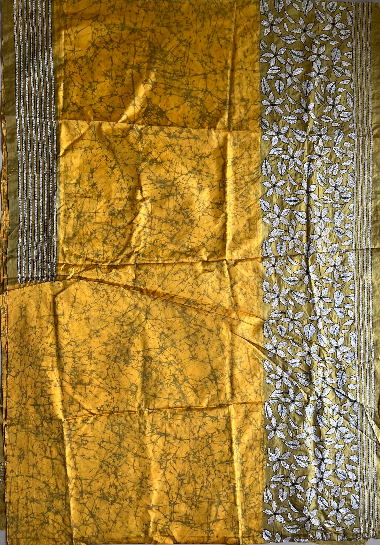 Kantha Hand Embroidered Blended Banglore Silk/Art Silk Saree With Blouse