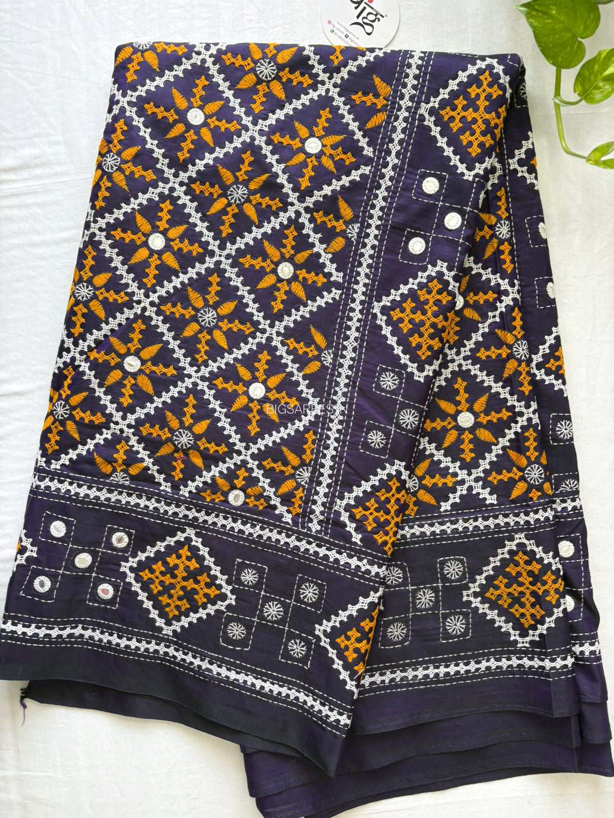 Kutchi/Gujarati Stitch Hand Embroidered Saree | Art Silk | Foil Mirror | Purple