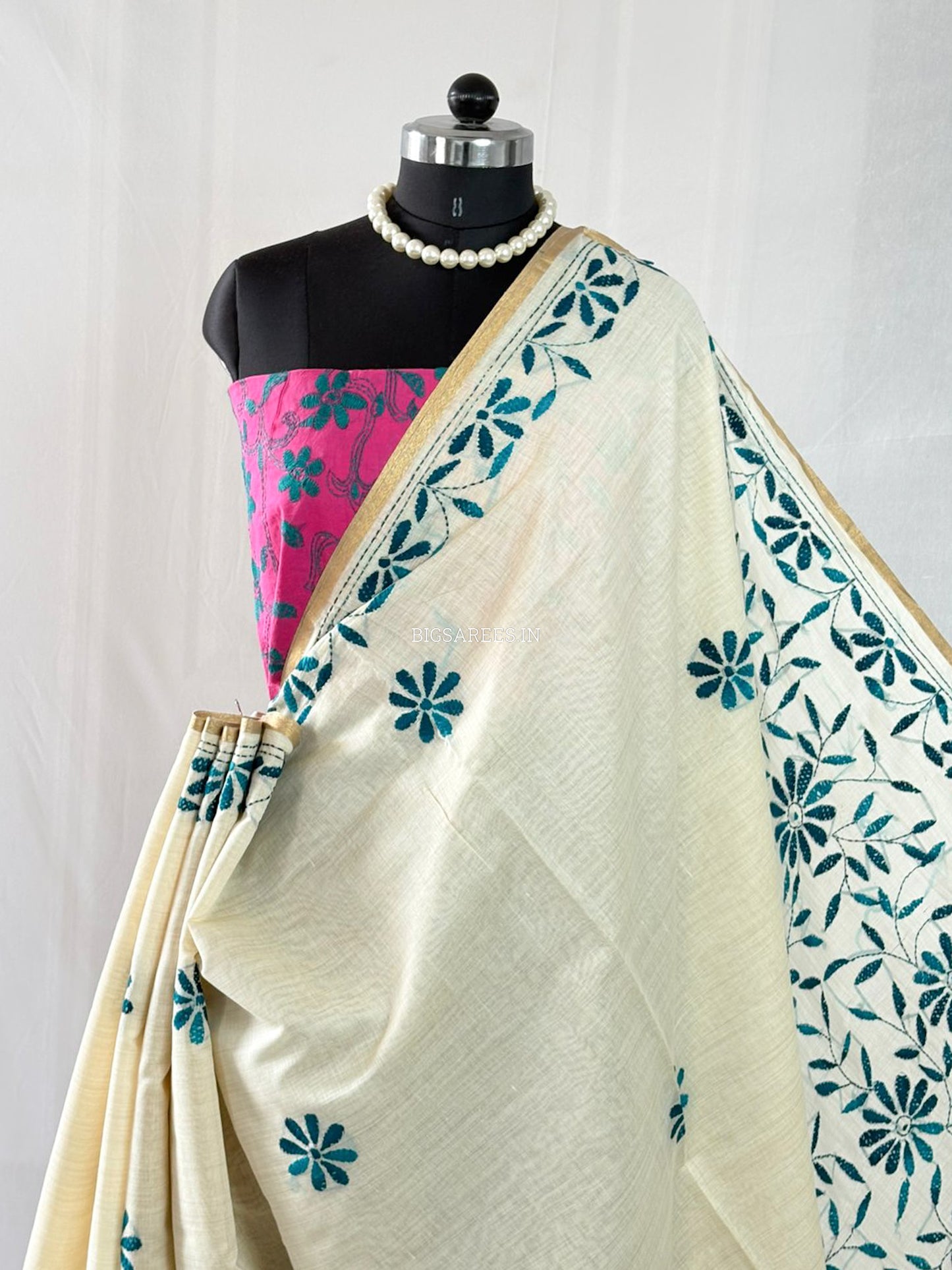Kantha Stitch Semi Tussar with Blouse | Hand-Embroidered | Off White
