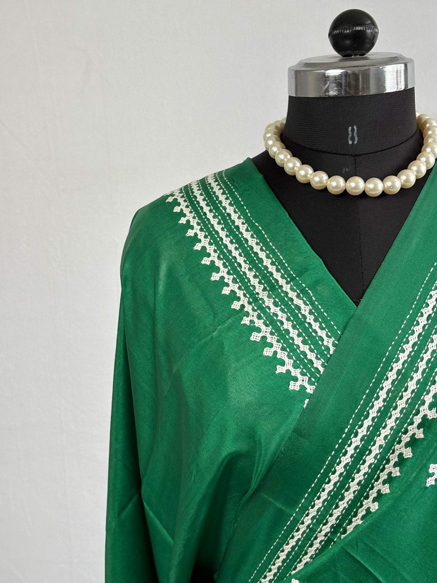 Kantha Stitch Hand Embroidered Saree | Blended Bangalore Silk / Art Silk | Green