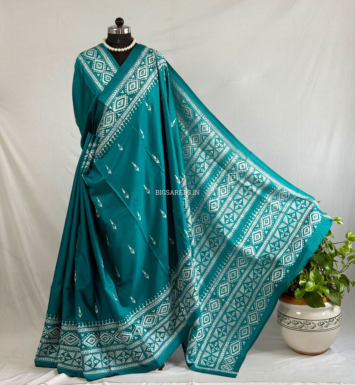 Kantha Stitch Hand Embroidered Saree | Blended Bangalore Silk / Art Silk | Turquoise