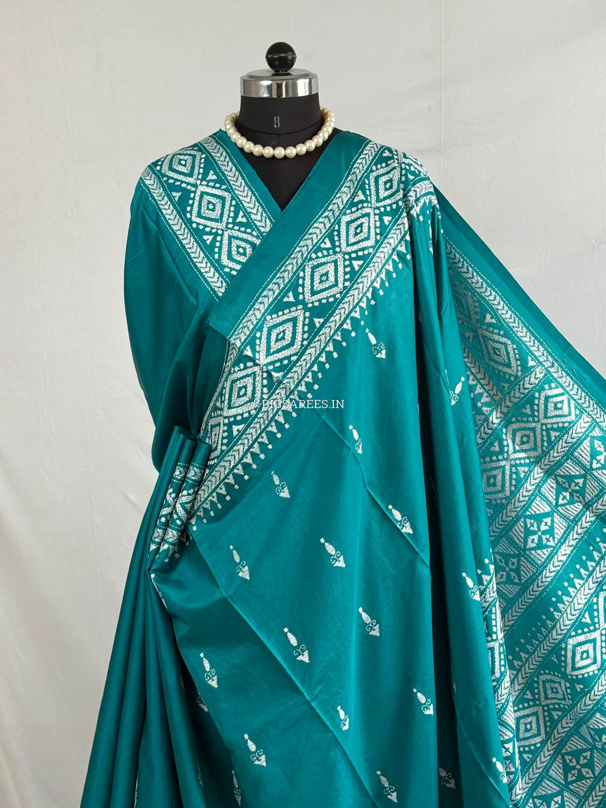 Kantha Stitch Hand Embroidered Saree | Blended Bangalore Silk / Art Silk | Turquoise