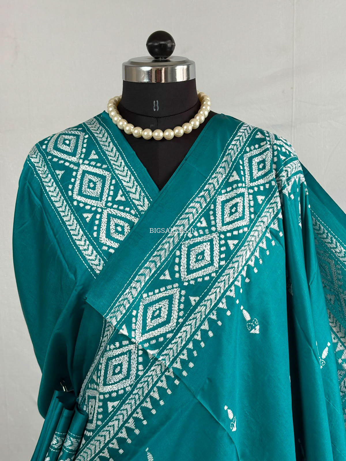 Kantha Stitch Hand Embroidered Saree | Blended Bangalore Silk / Art Silk | Turquoise