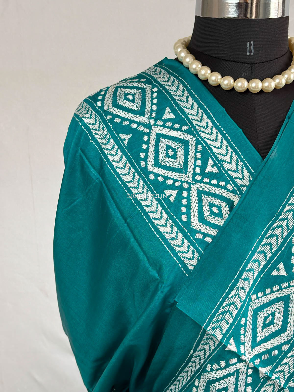 Kantha Stitch Hand Embroidered Saree | Blended Bangalore Silk / Art Silk | Turquoise