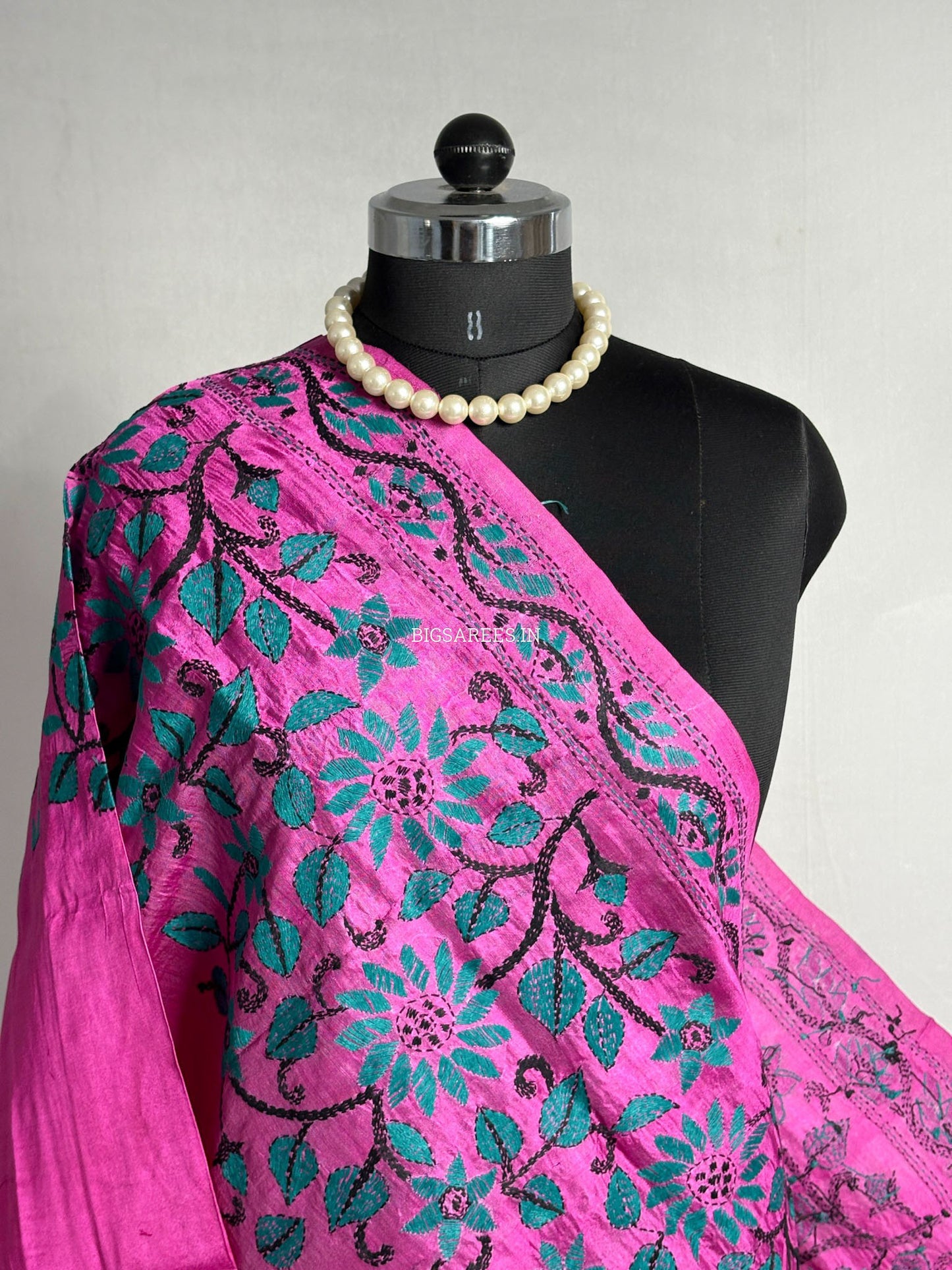 Kantha Hand-Embroidered Dupatta | Pure Tussar Silk | Full Work | Pink