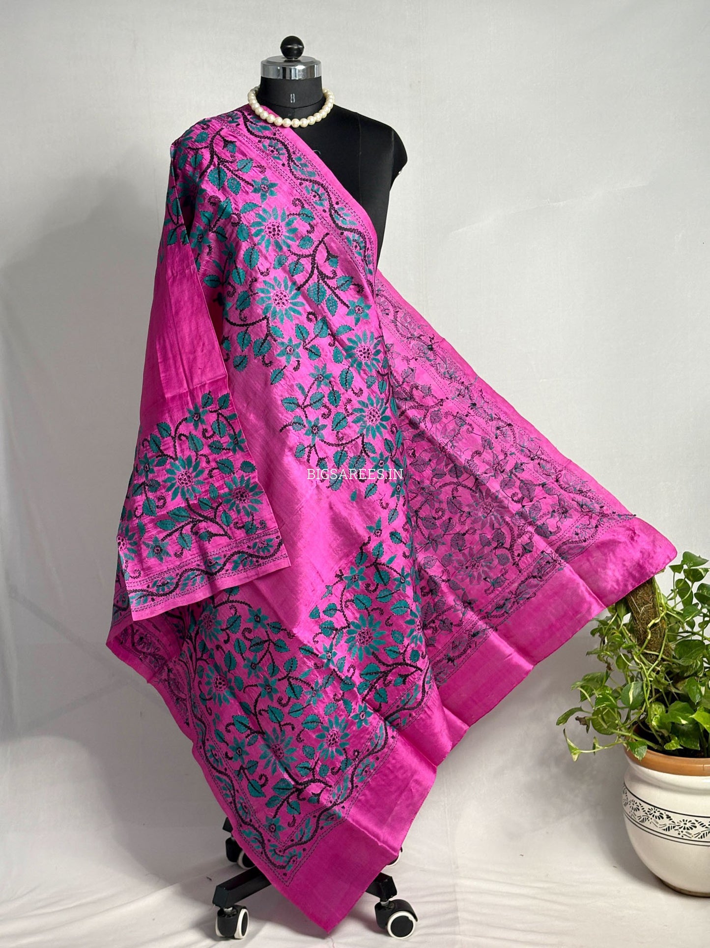 Kantha Hand-Embroidered Dupatta | Pure Tussar Silk | Full Work | Pink