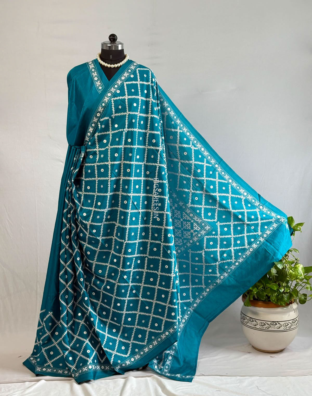Kutchi/Gujarati Stitch Hand Embroidered Saree | Art Silk | Foil Mirror | Teal