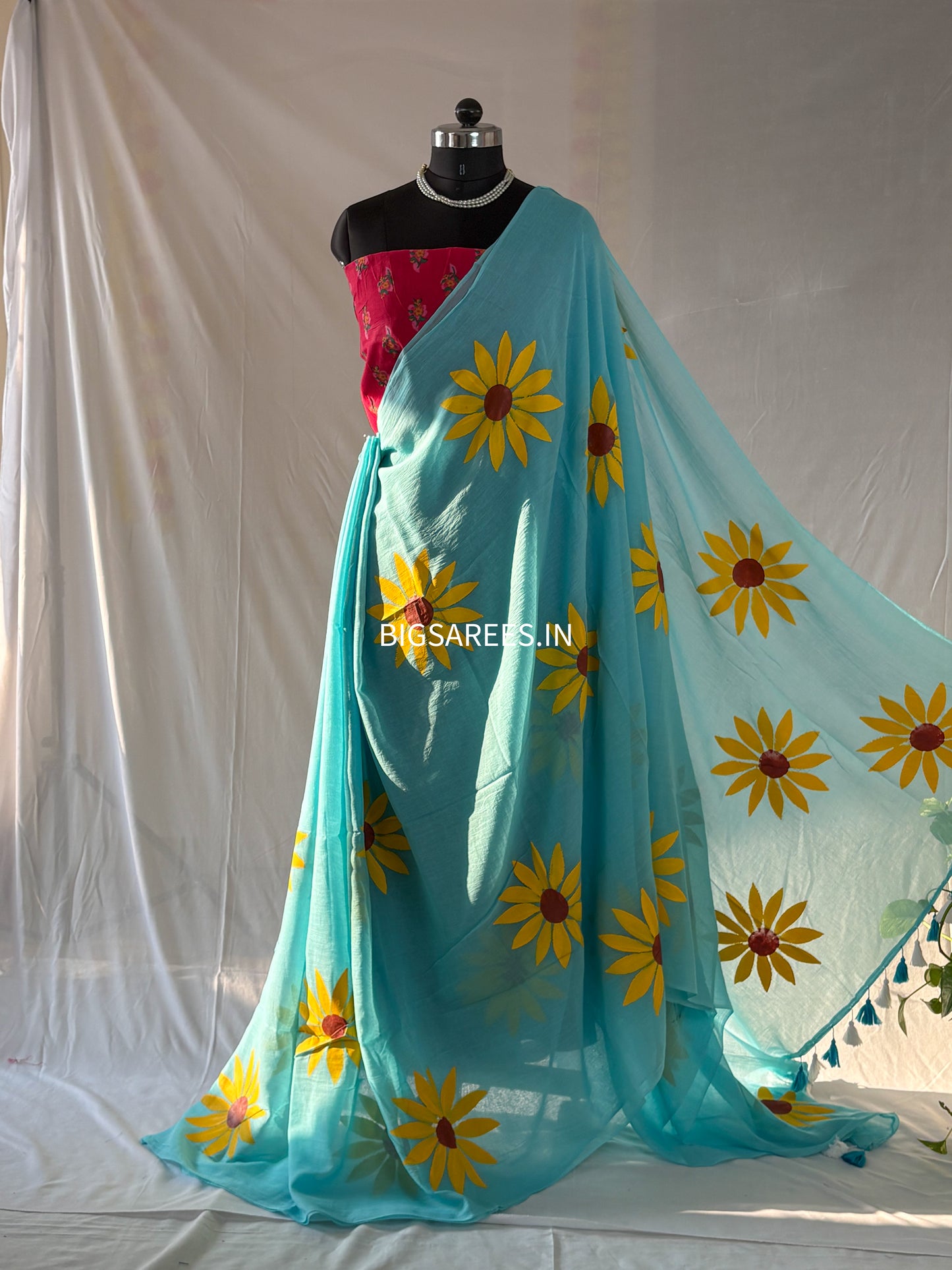 Hand Painted Mul Cotton Saree with Blouse | Sky Blue